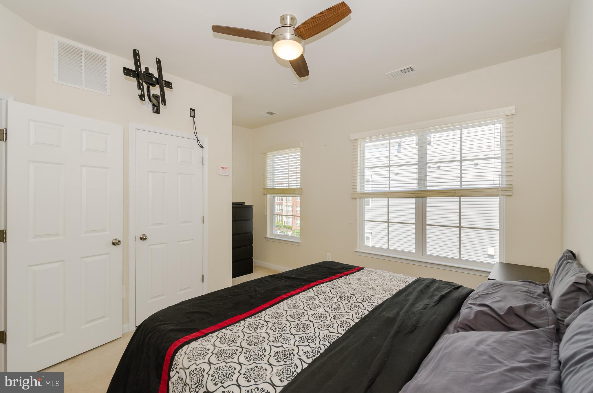 THE BRICK YARD - Residential