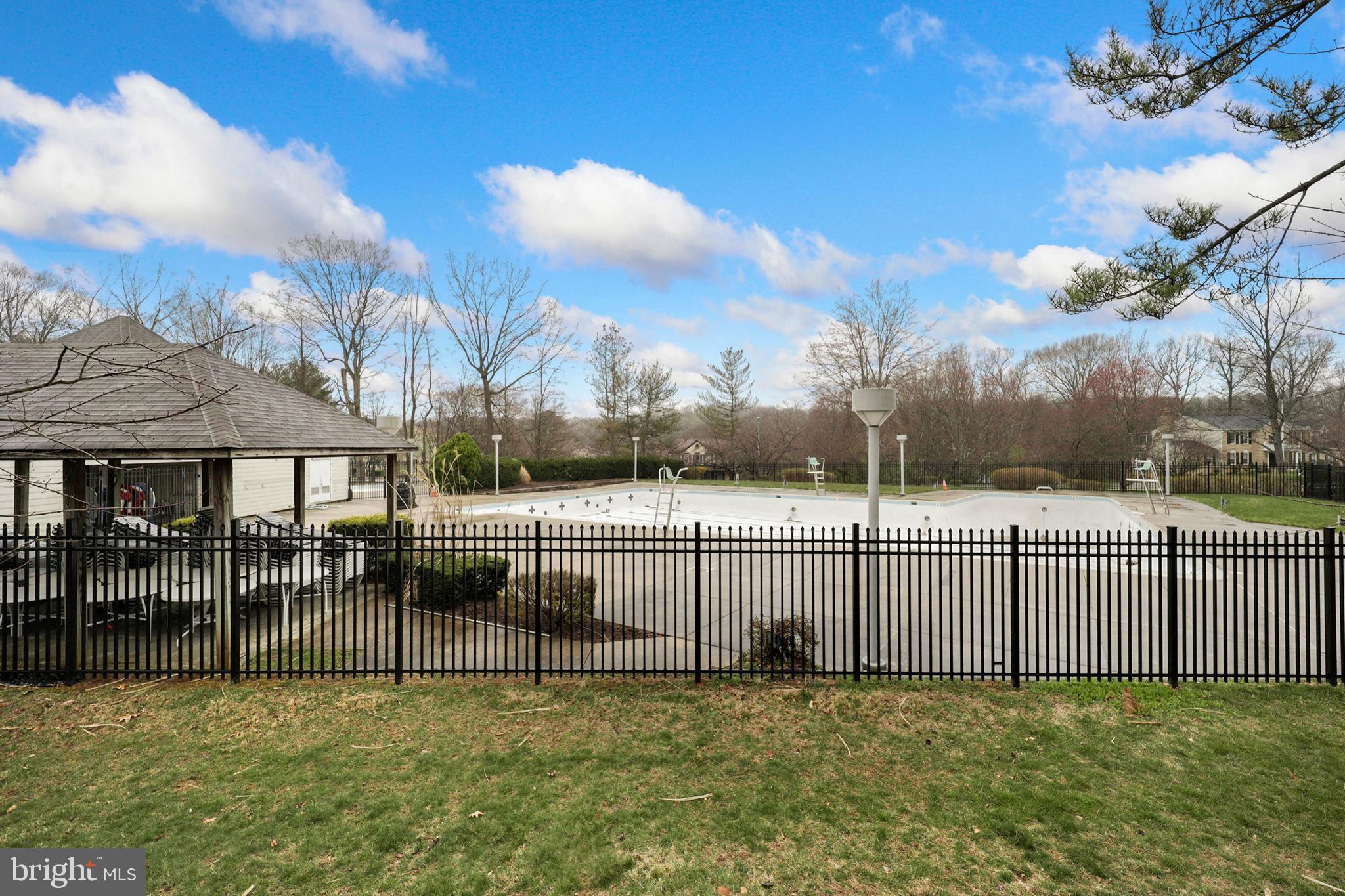 CHURCHILL TOWN SECTOR - Residential