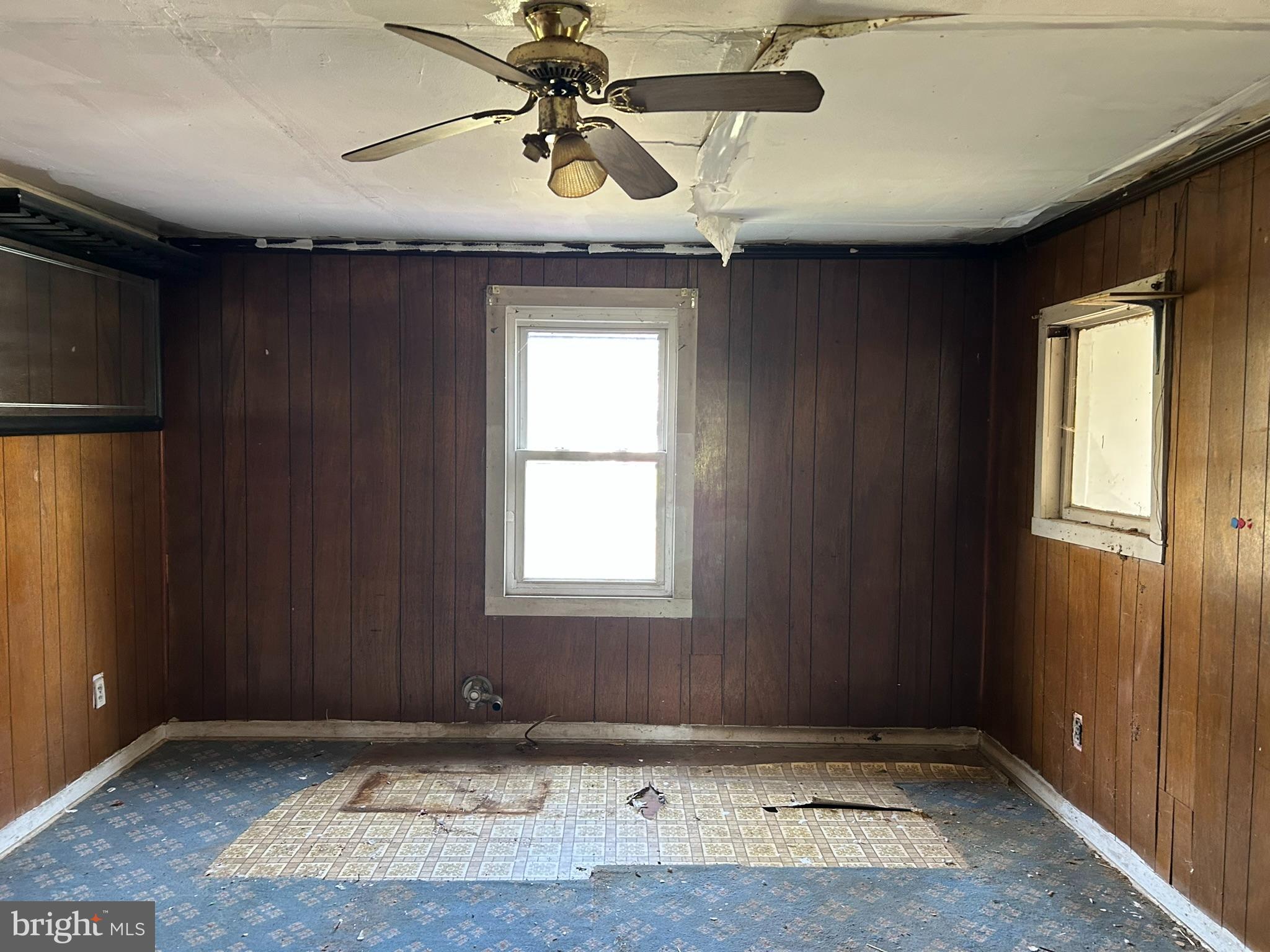 2409 CAMBRIDGE BELTWAY