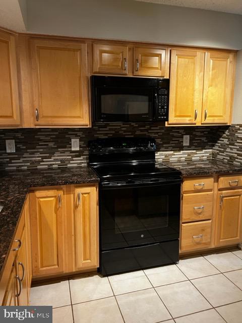 FOUNTAINS AT MCLEAN - Residential Lease