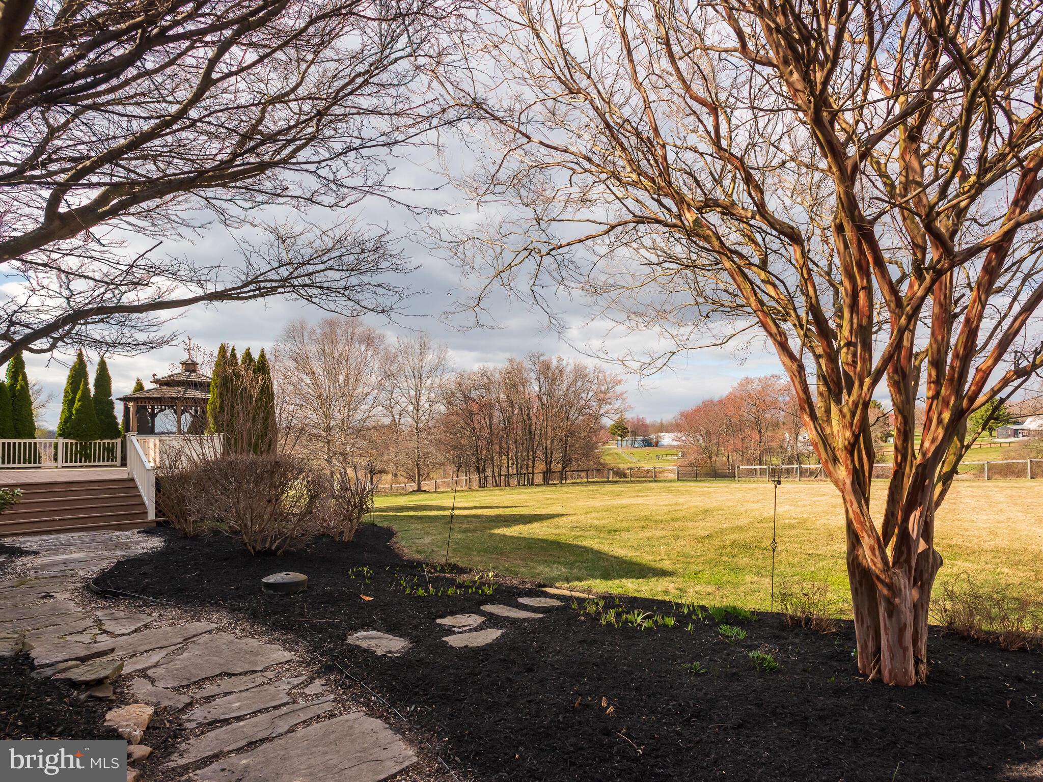 CHARLTON FARMS - Residential