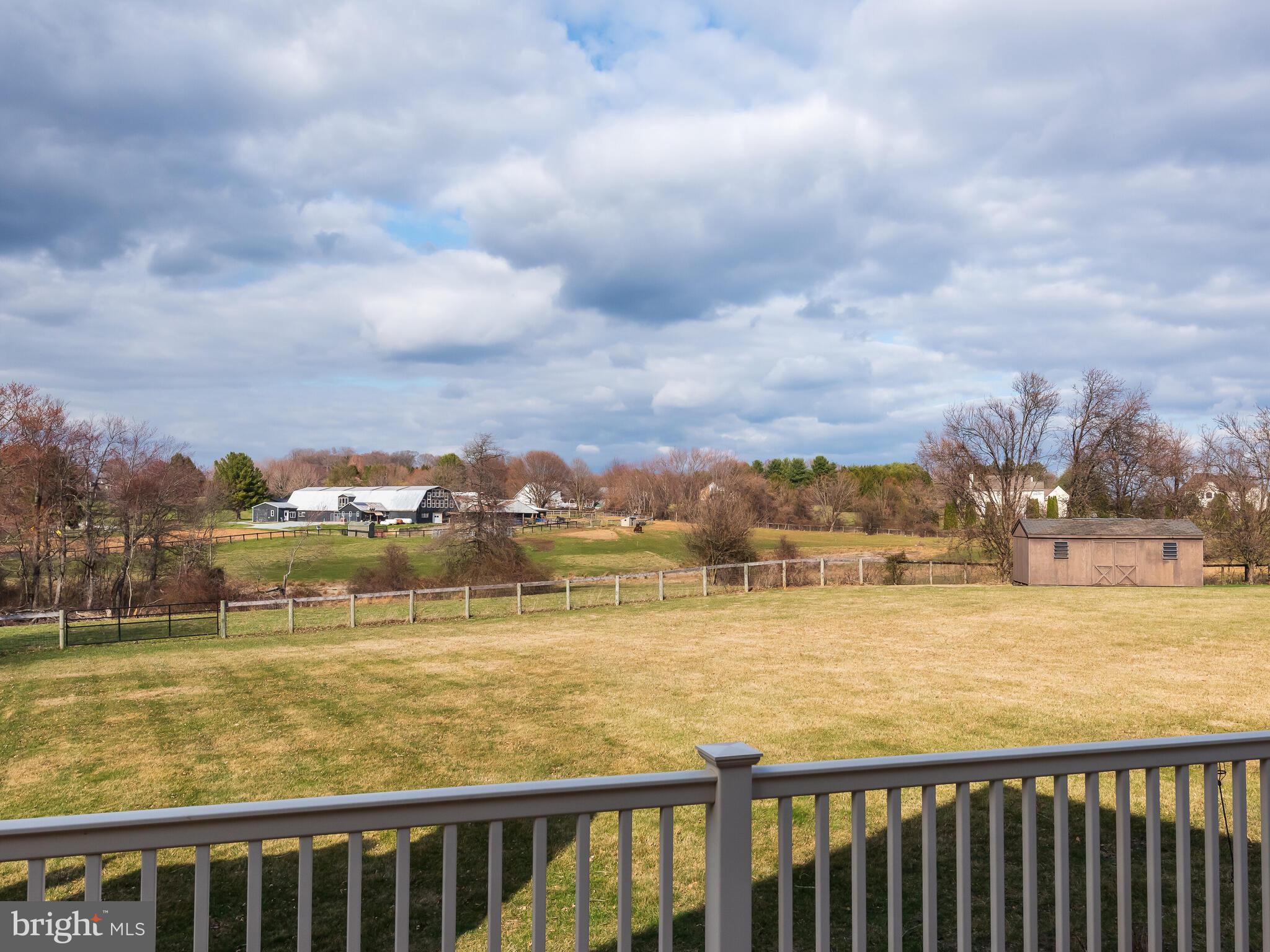 CHARLTON FARMS - Residential