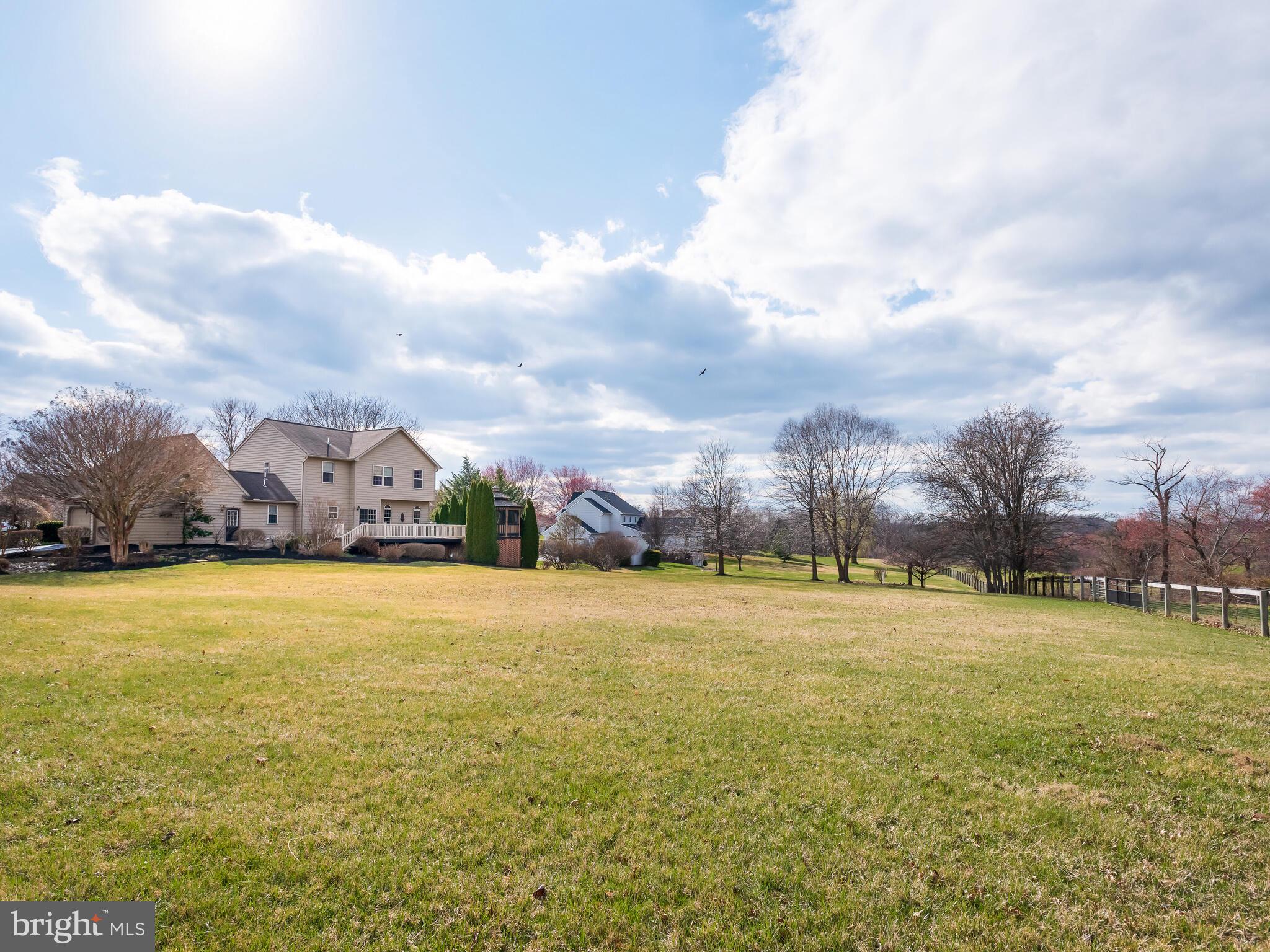 CHARLTON FARMS - Residential