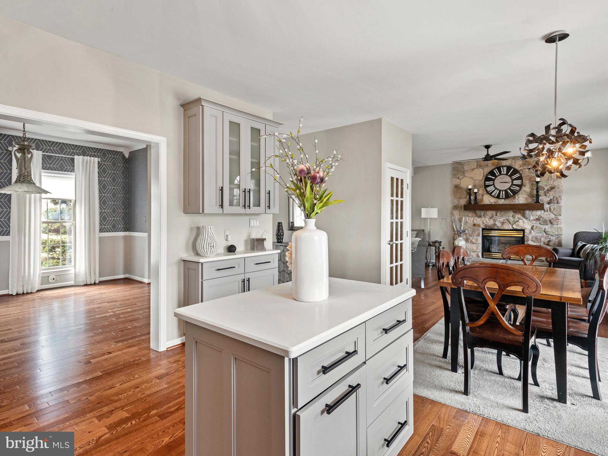 CHARLTON FARMS - Residential