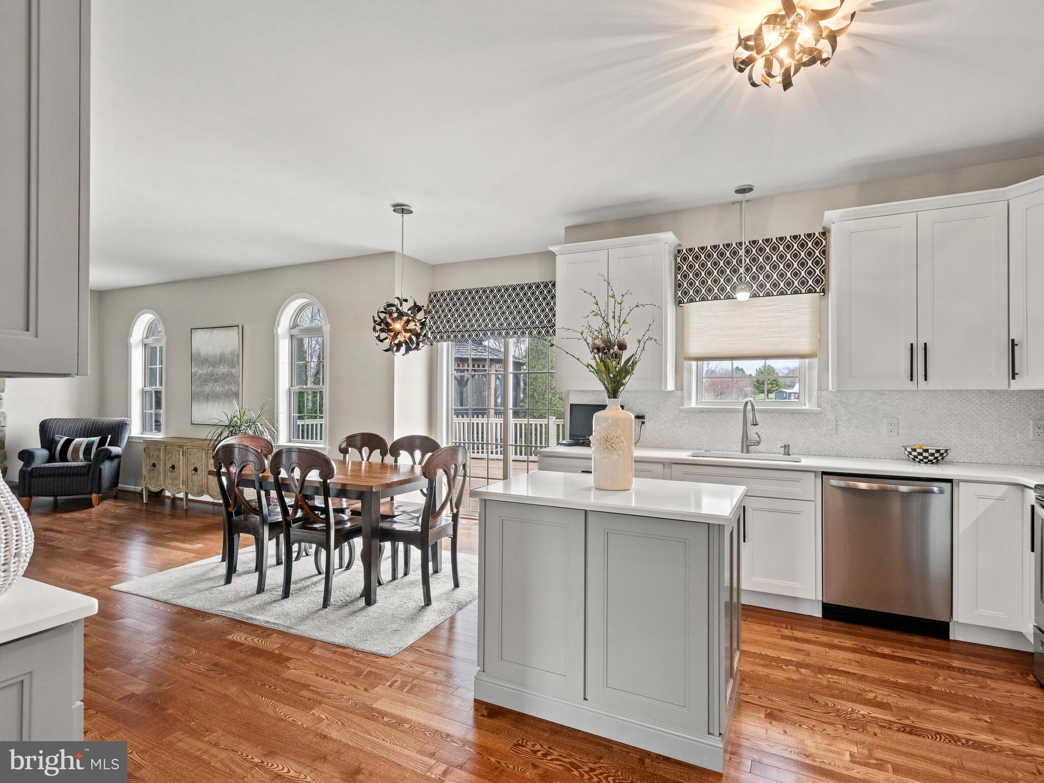 CHARLTON FARMS - Residential