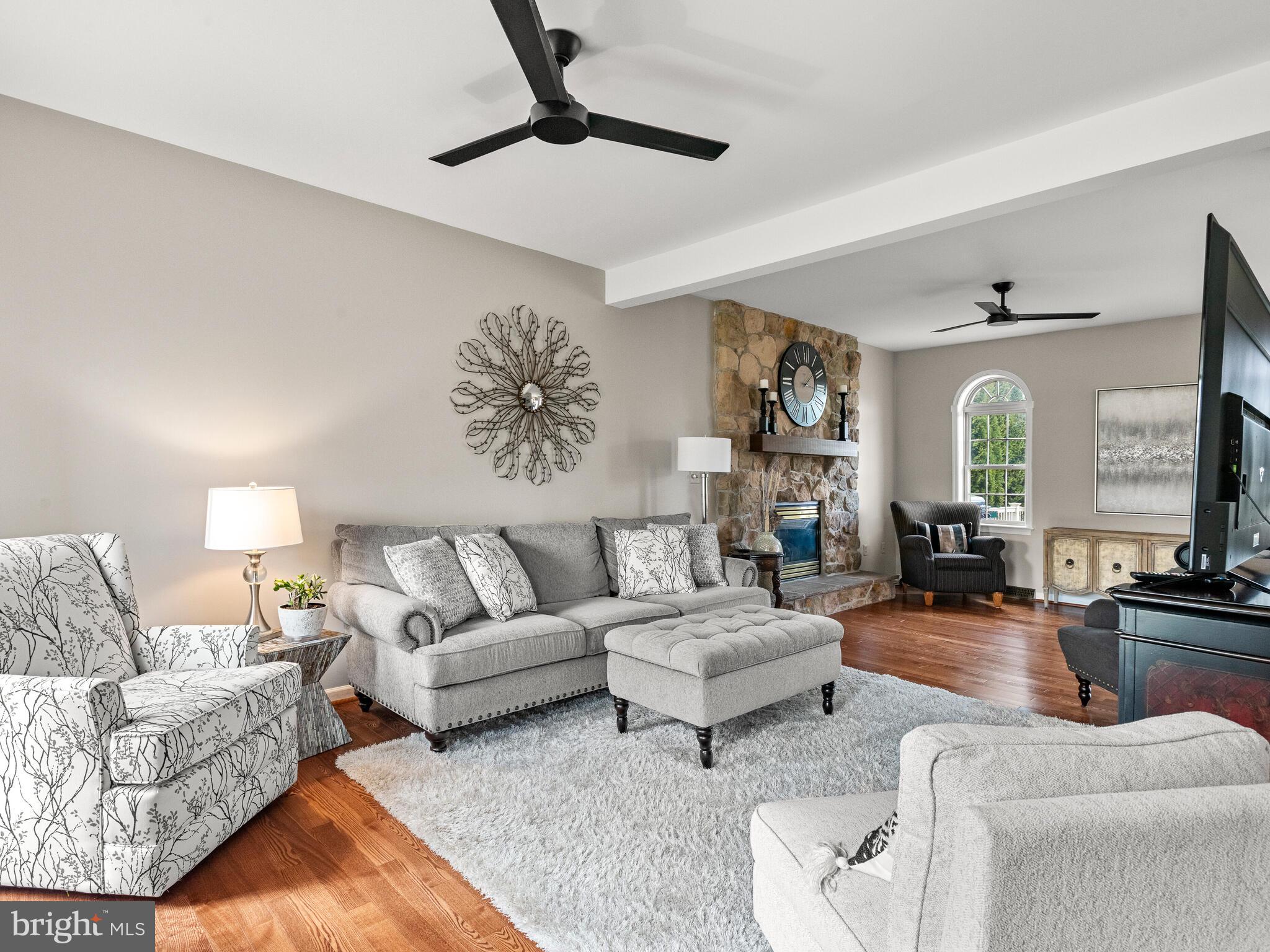 CHARLTON FARMS - Residential