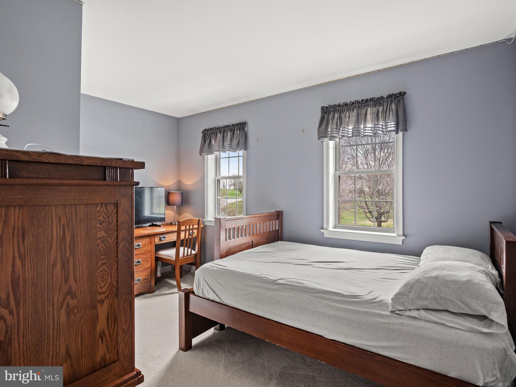 CHARLTON FARMS - Residential