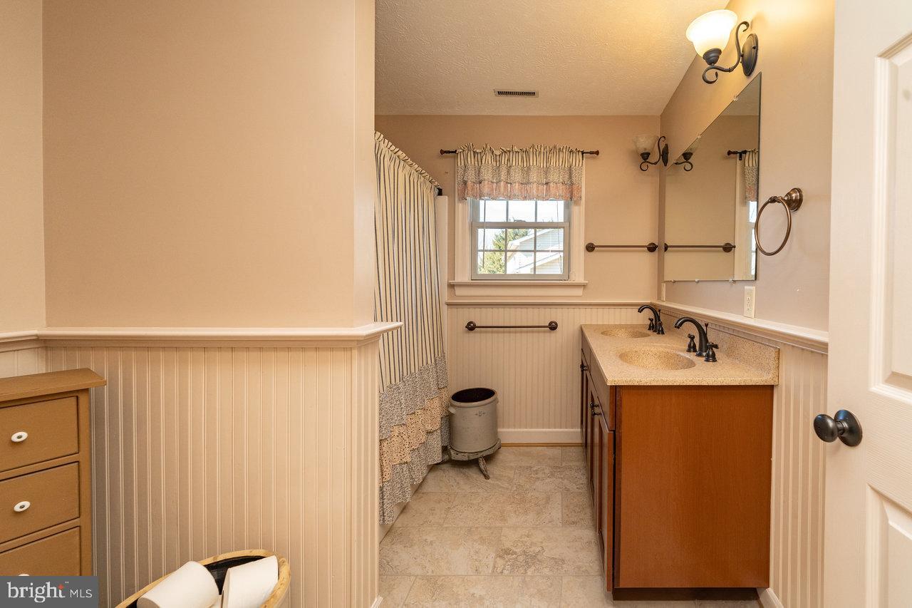 SUNRISE HILL - Residential