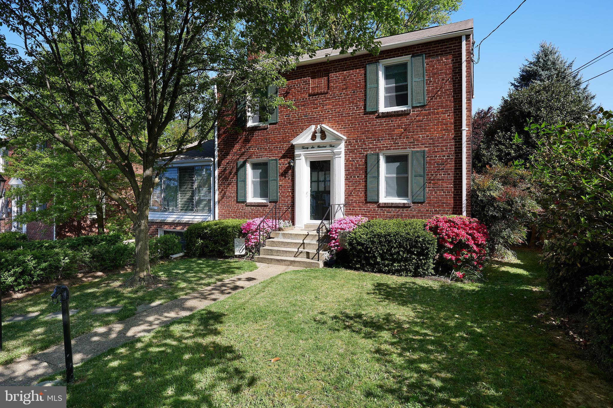 WHEATON HILLS - Residential