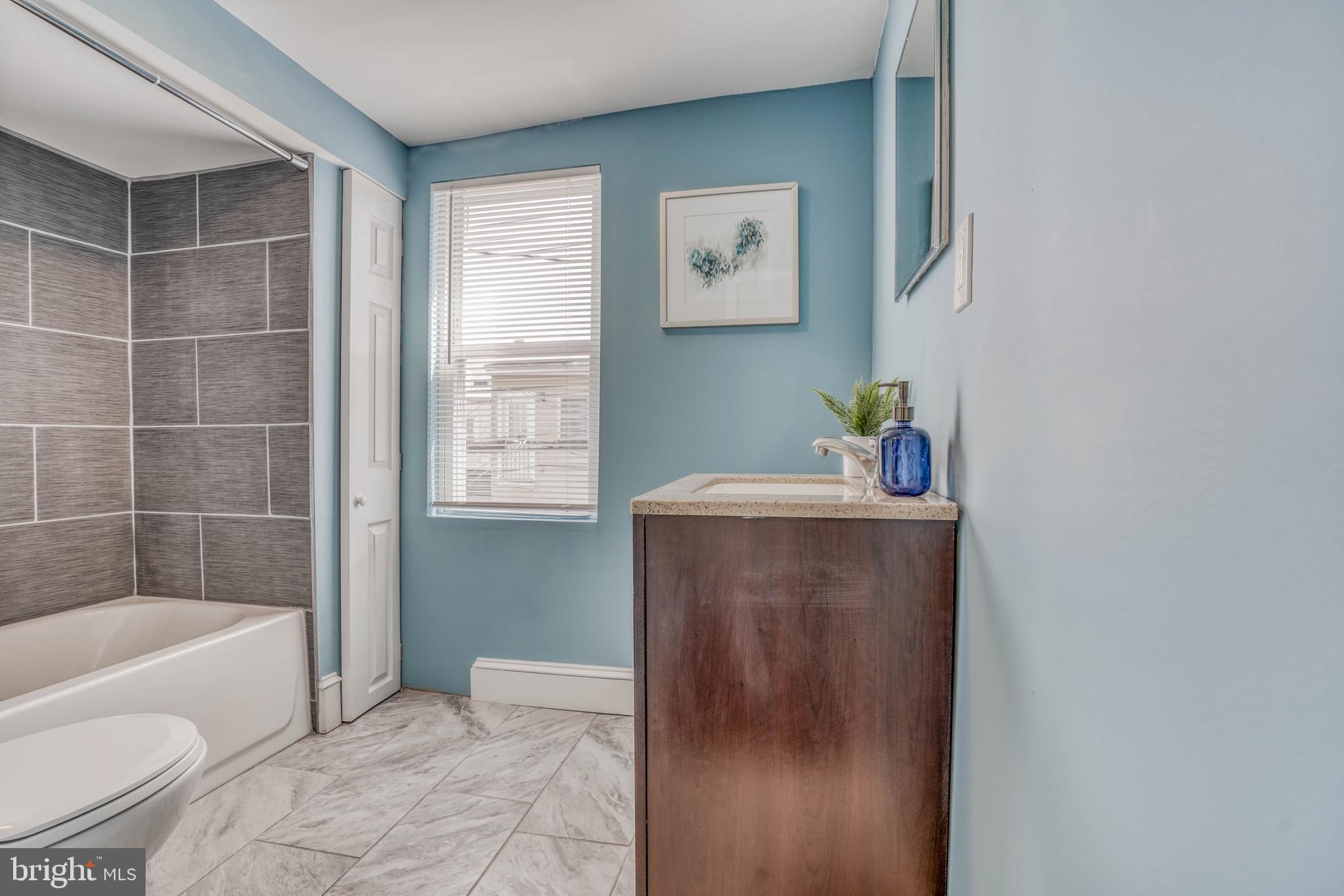 WASHINGTON VILLAGE - Residential