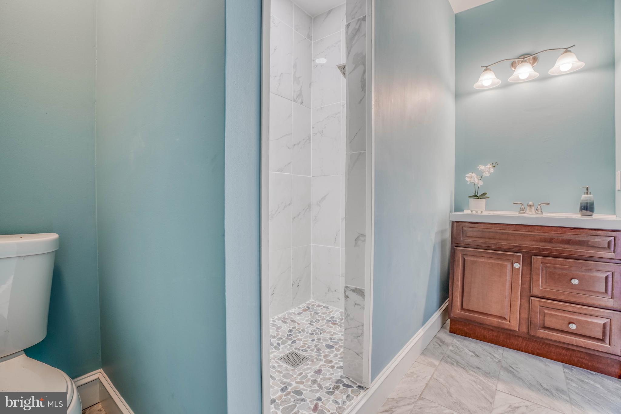 WASHINGTON VILLAGE - Residential