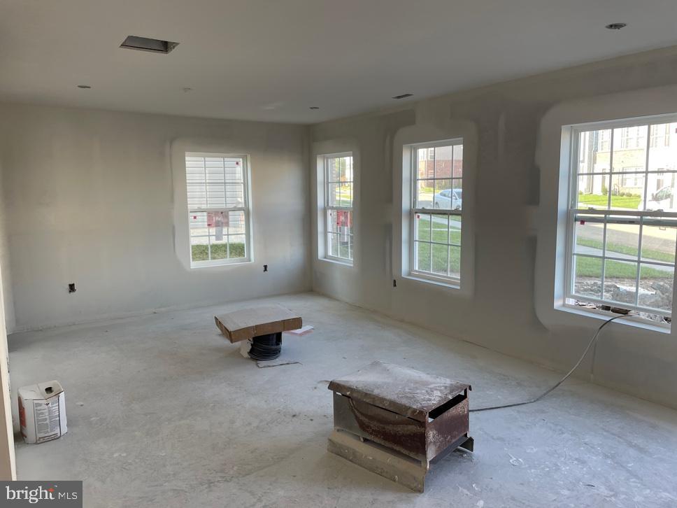 PATAPSCO GLEN - Residential Lease