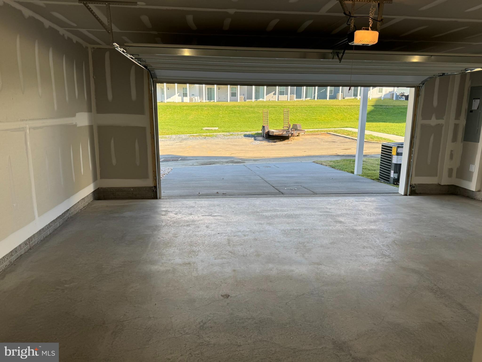 PATAPSCO GLEN - Residential Lease