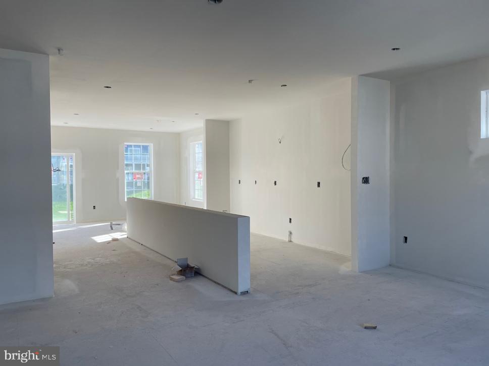 PATAPSCO GLEN - Residential Lease