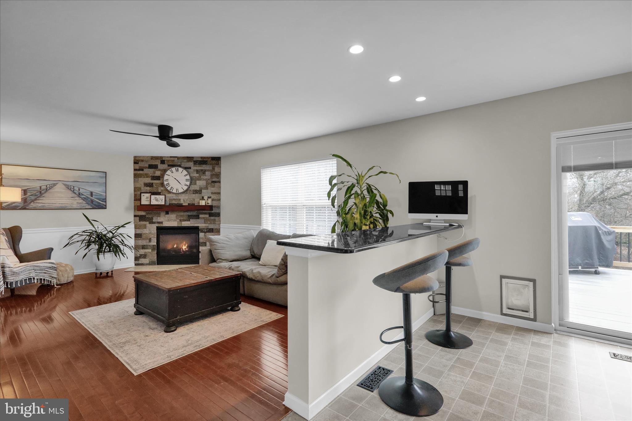 ESTATES OF WARWICK - Residential