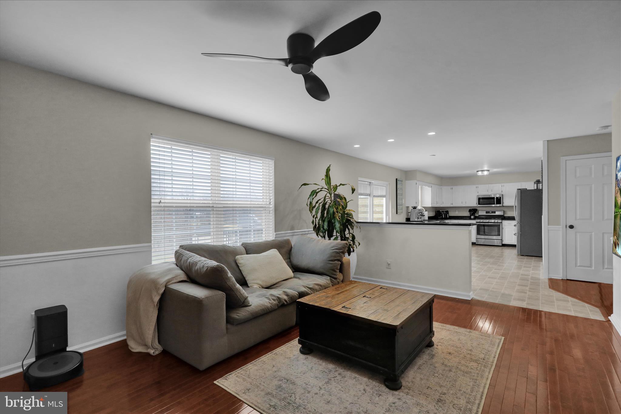 ESTATES OF WARWICK - Residential