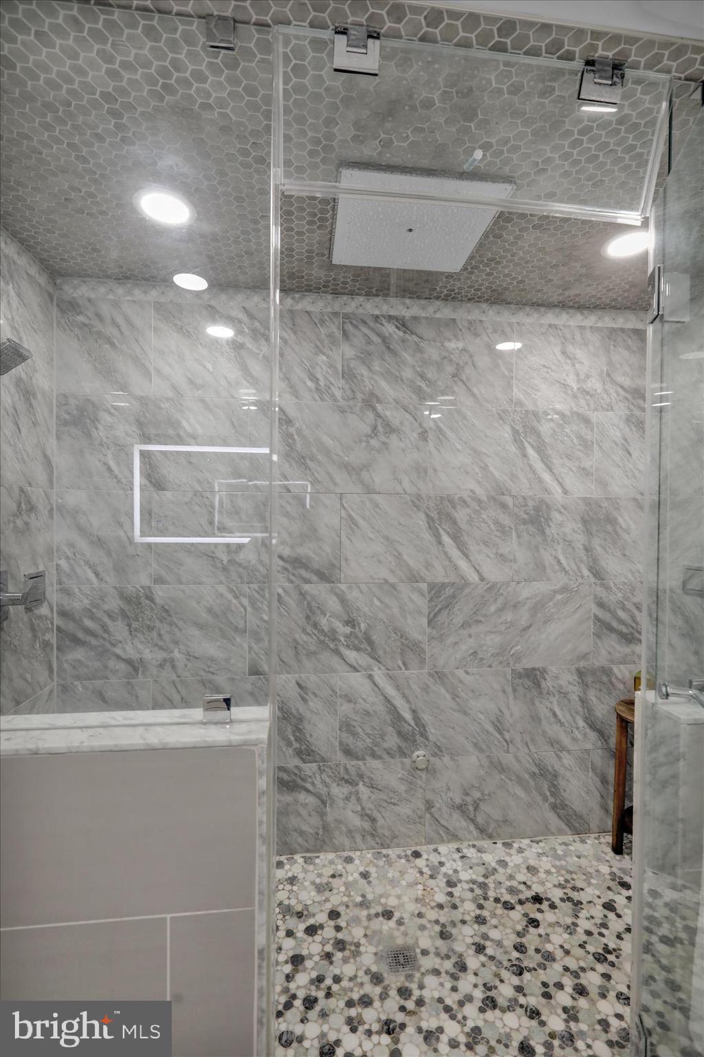 ESTATES OF WARWICK - Residential