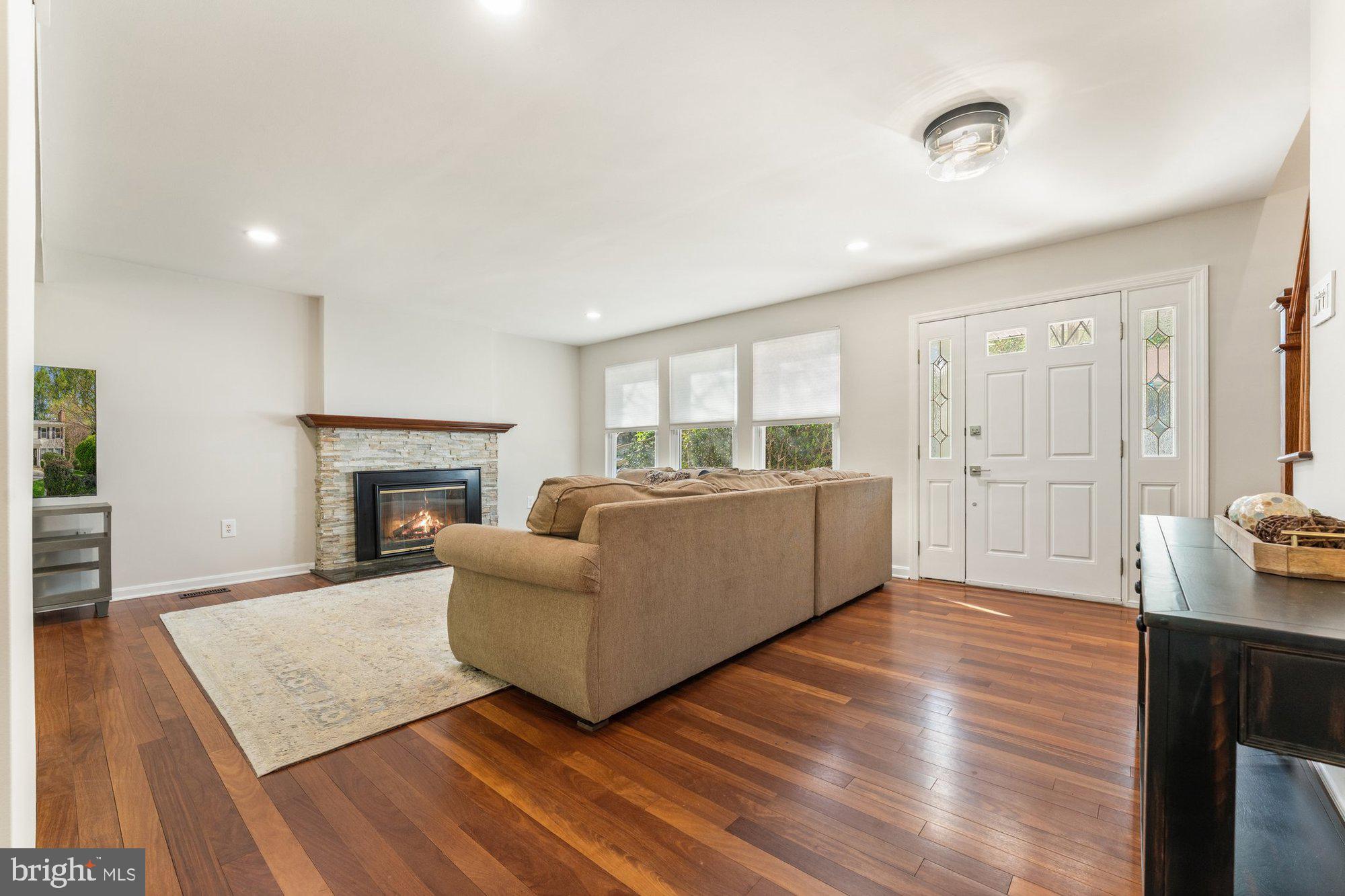 TYSONS WOODS - Residential