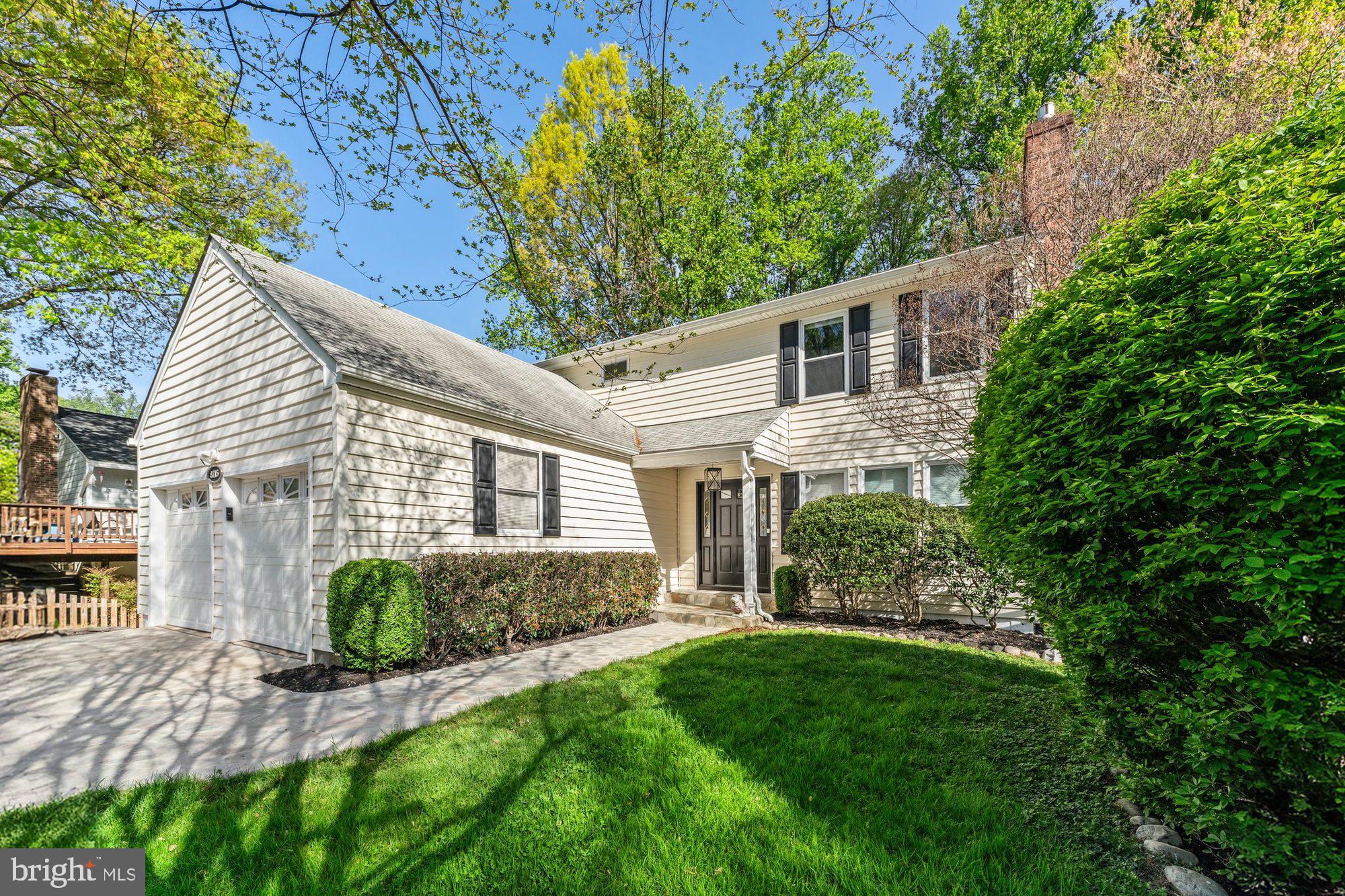 TYSONS WOODS - Residential