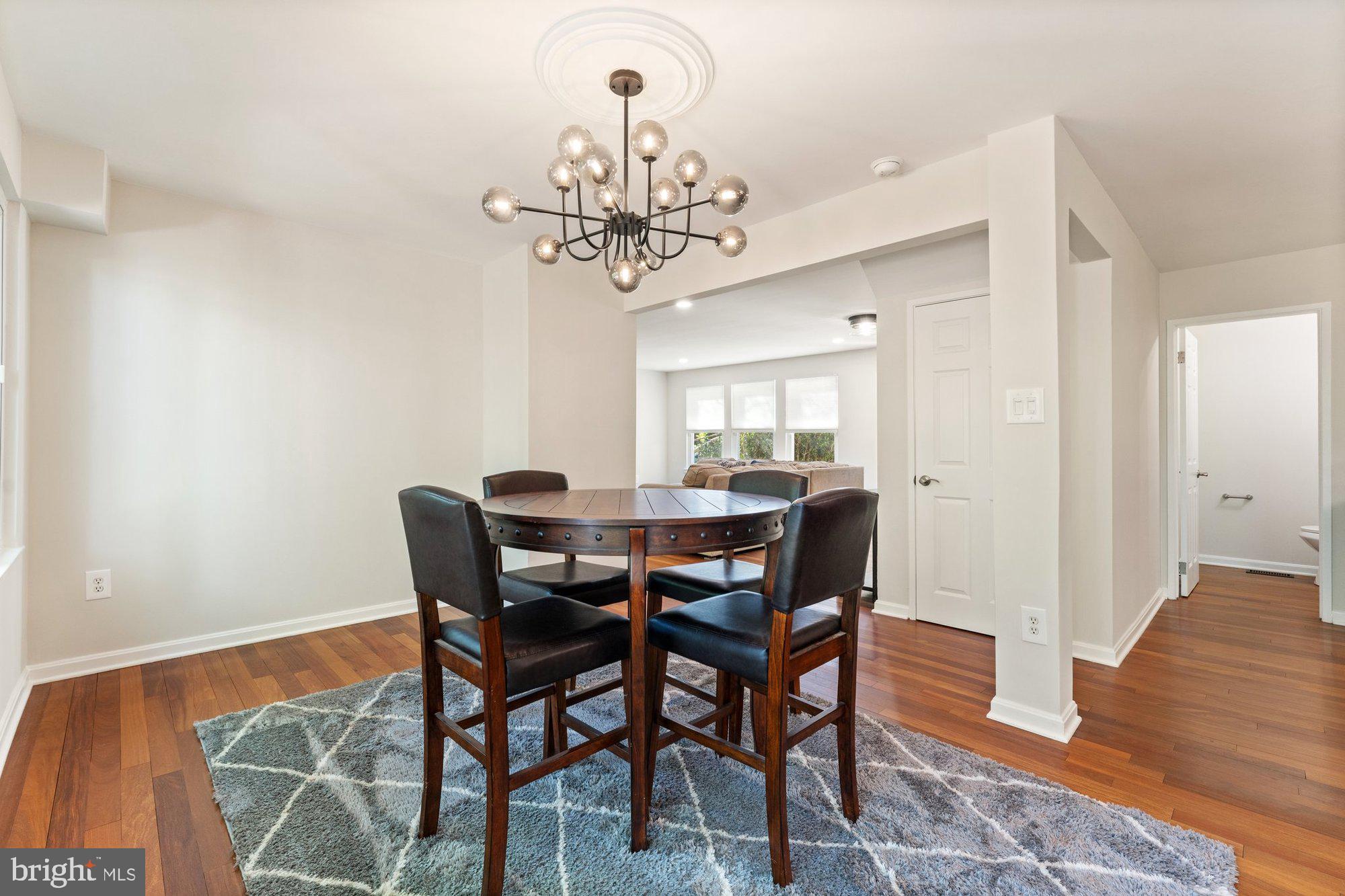 TYSONS WOODS - Residential