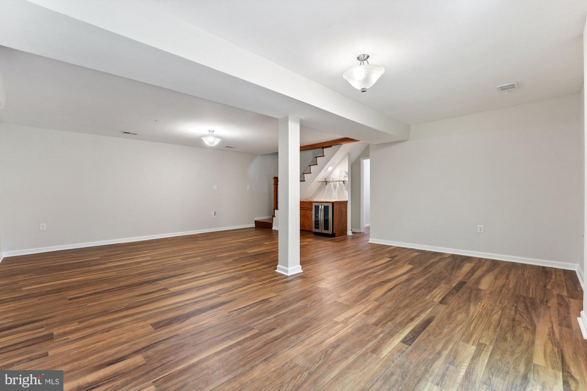 TYSONS WOODS - Residential