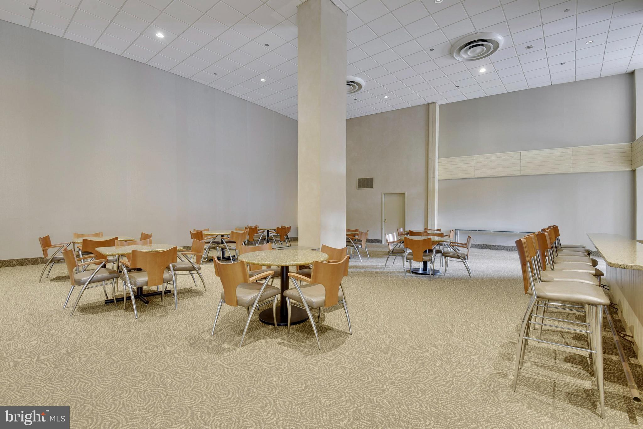 CRYSTAL CITY - Residential