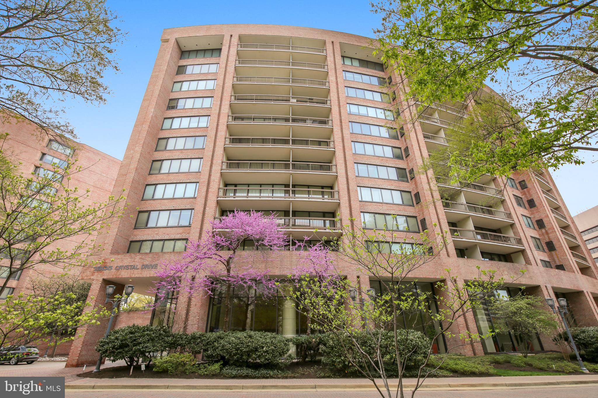 CRYSTAL CITY - Residential