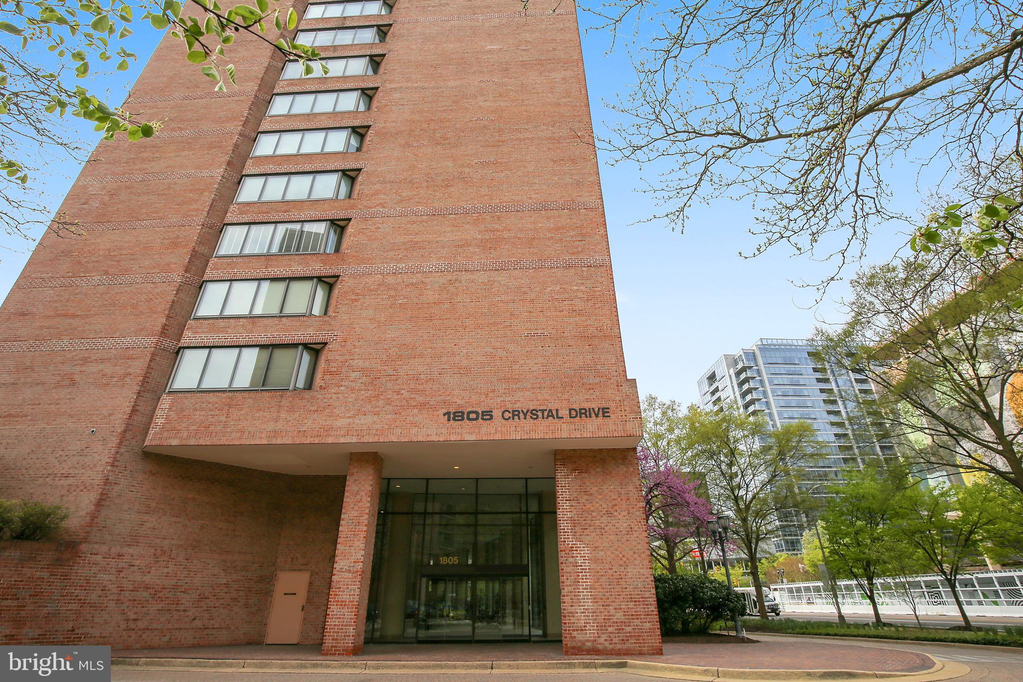 CRYSTAL CITY - Residential