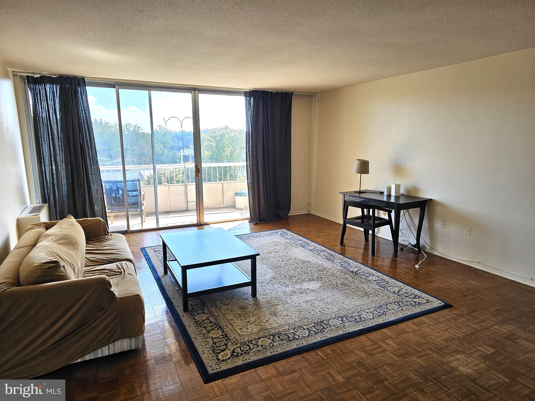 BEAVER HILL - Residential