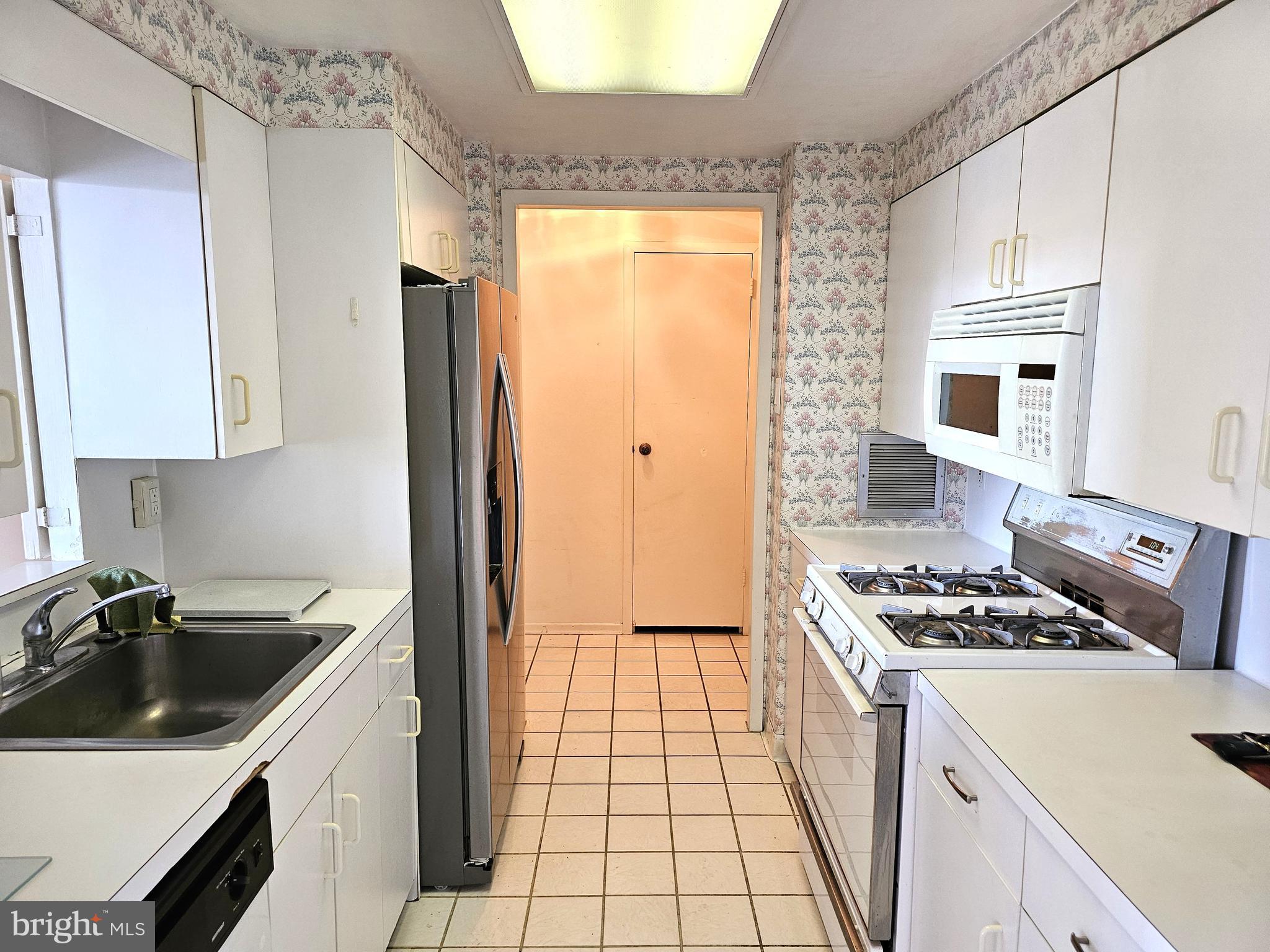 BEAVER HILL - Residential