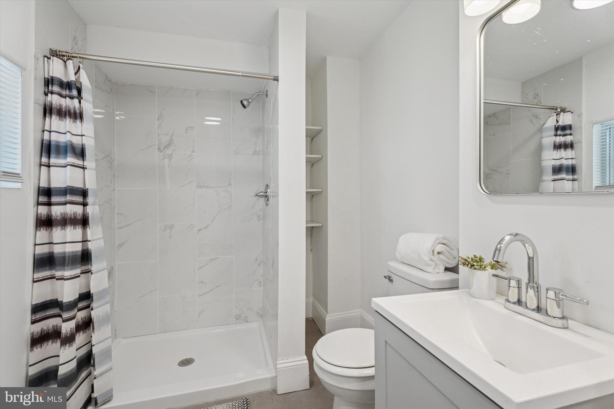 NORRISTOWN - Residential