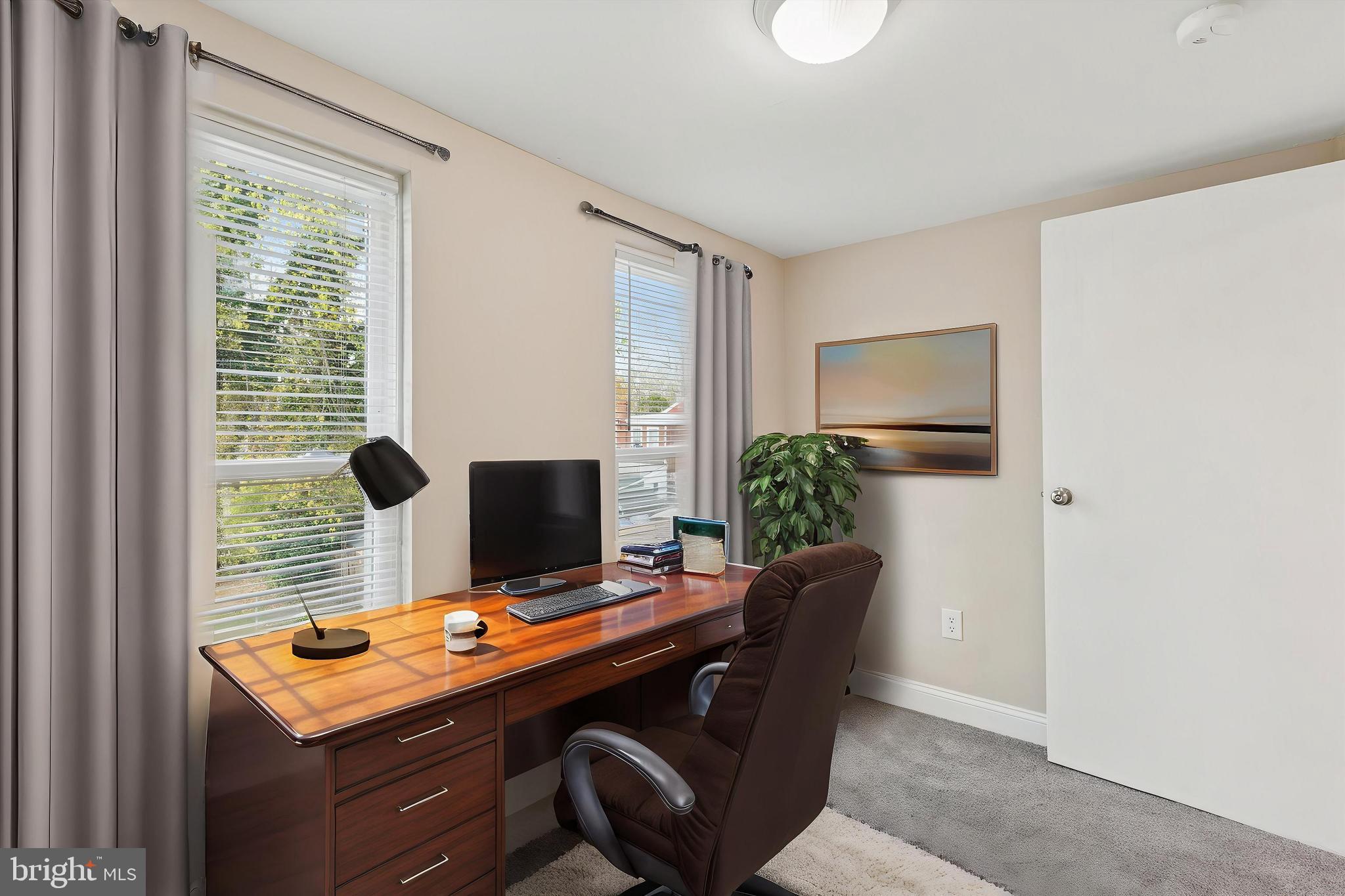 NORRISTOWN - Residential