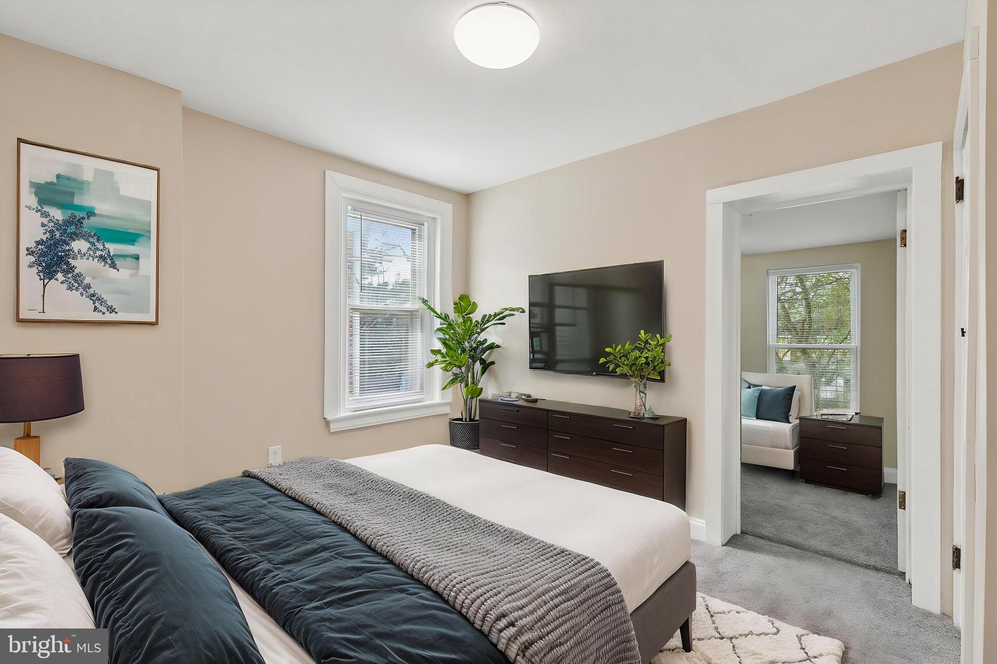 NORRISTOWN - Residential