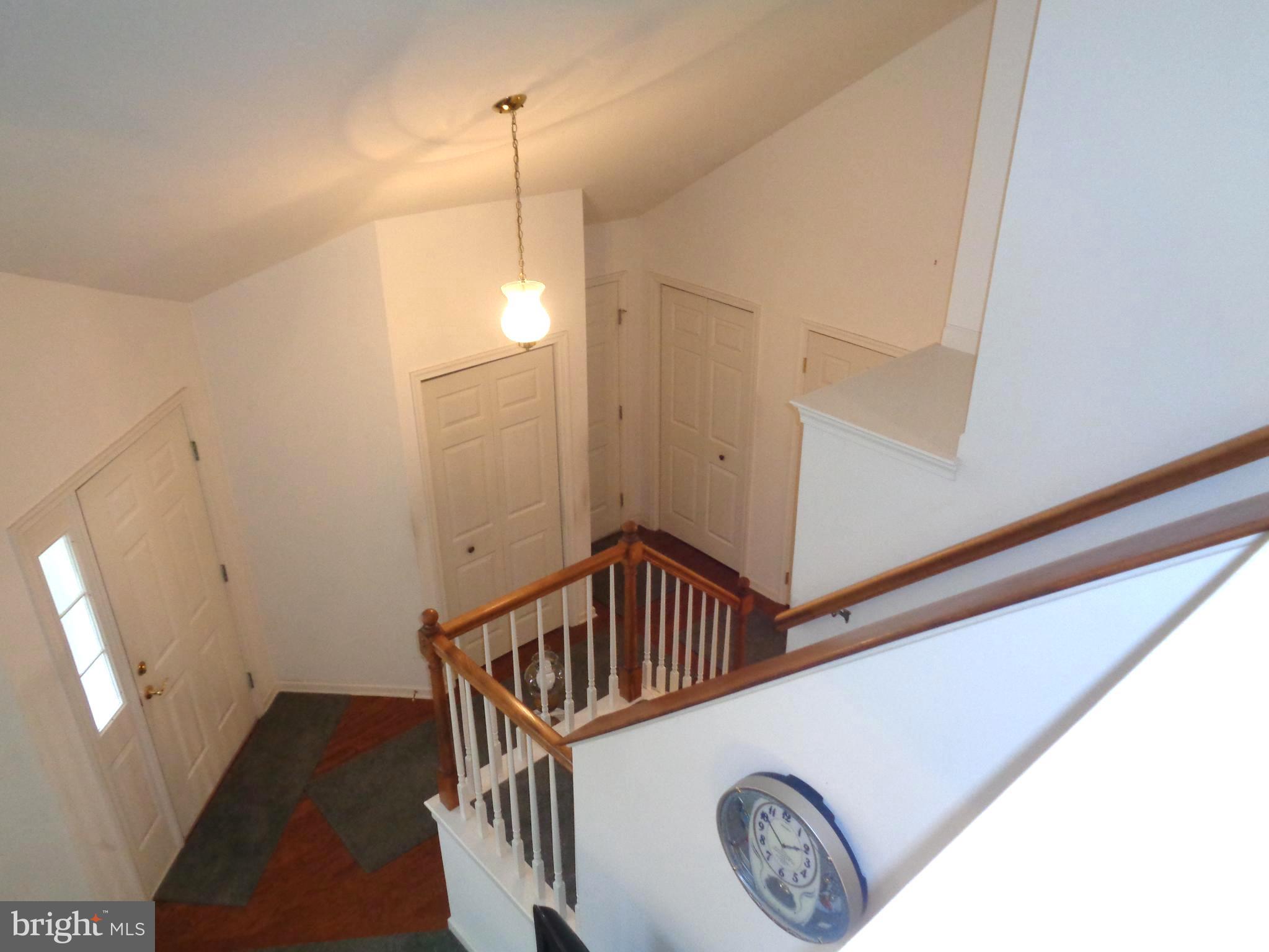 WOODS EDGE - Residential