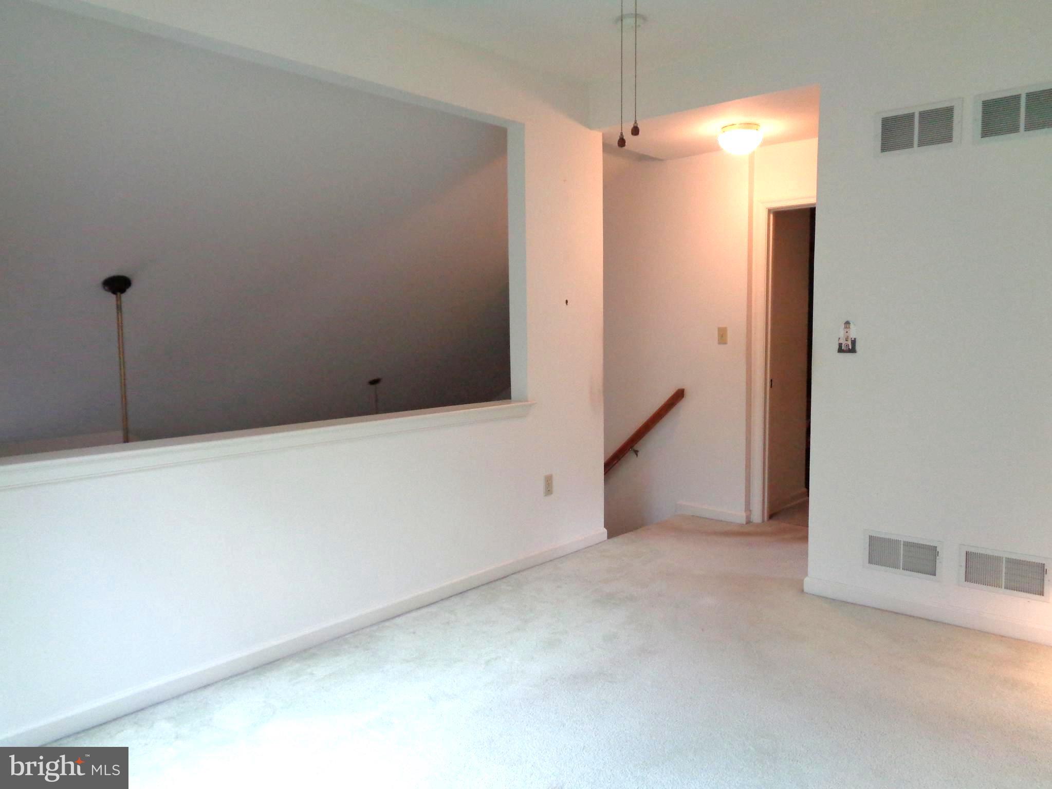 WOODS EDGE - Residential