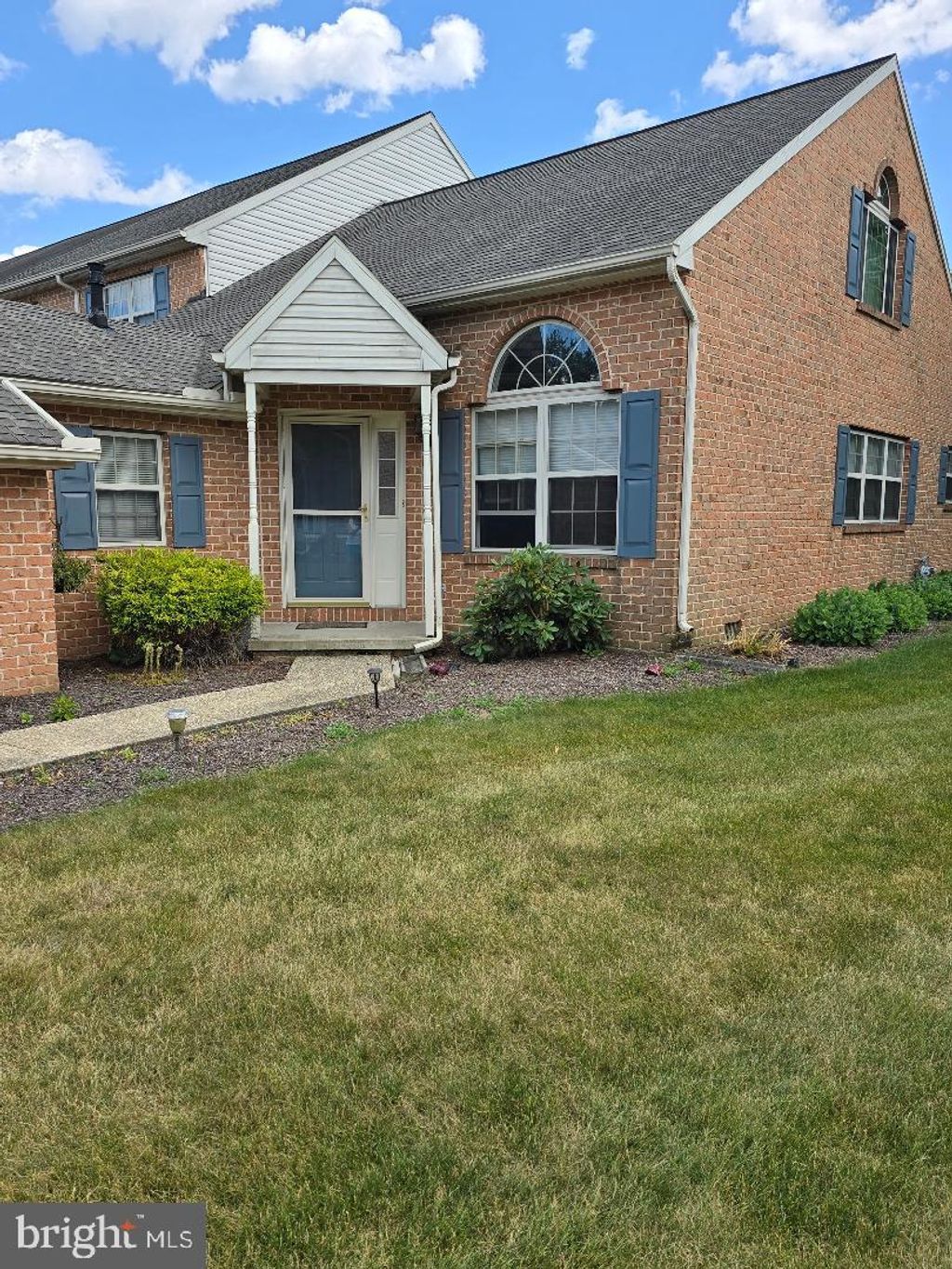 Photo of 126 Langley Square, Lancaster, PA 17603 (MLS # PALA2052862)