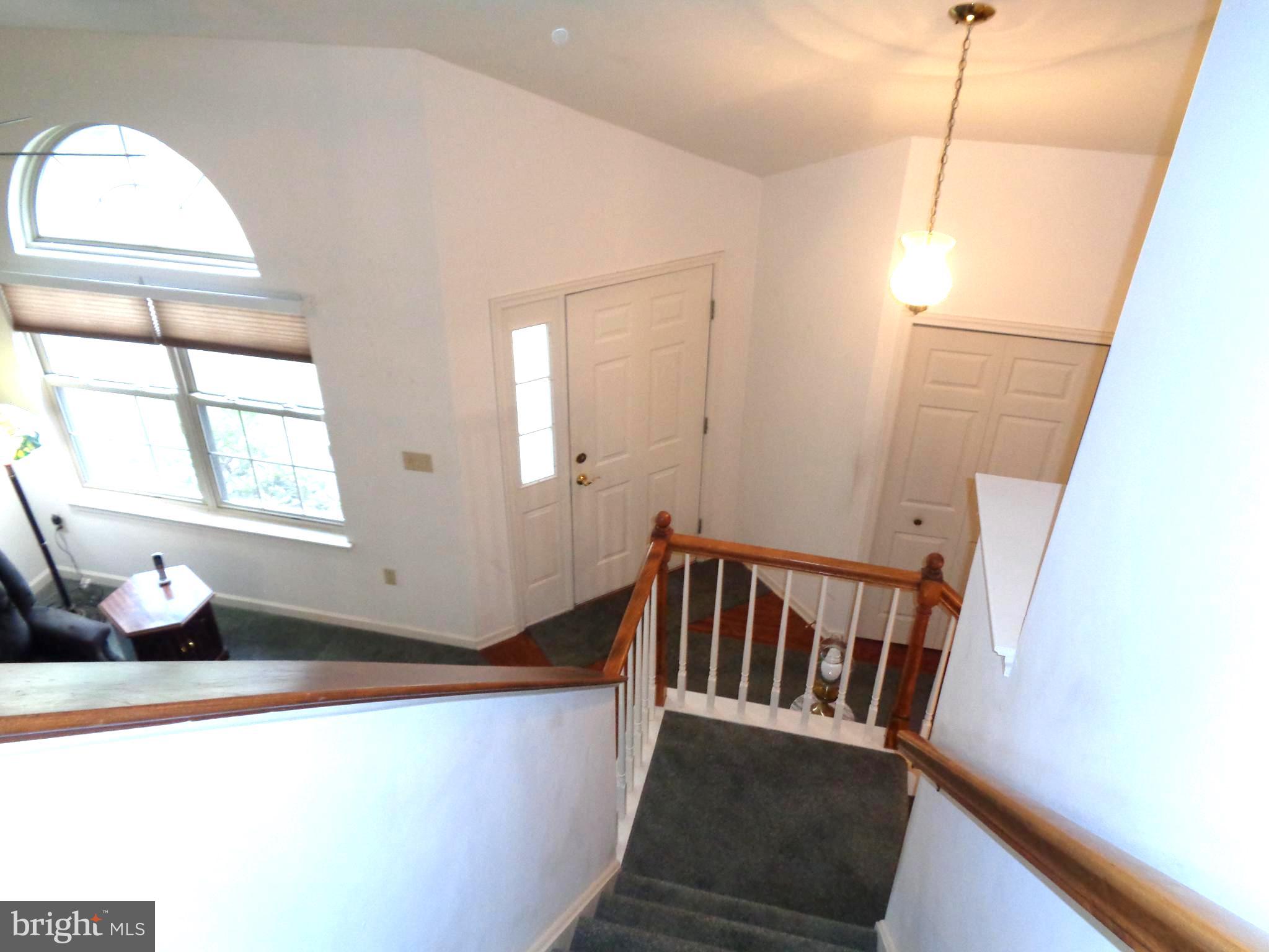 WOODS EDGE - Residential