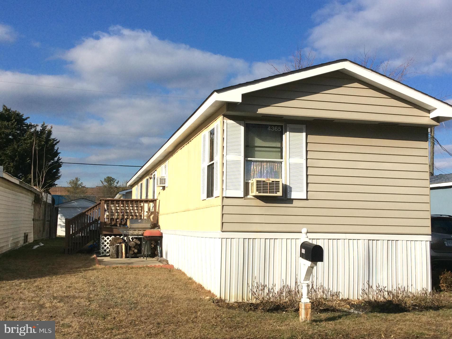 WAPLES MOBILE HOME PARK - Residential