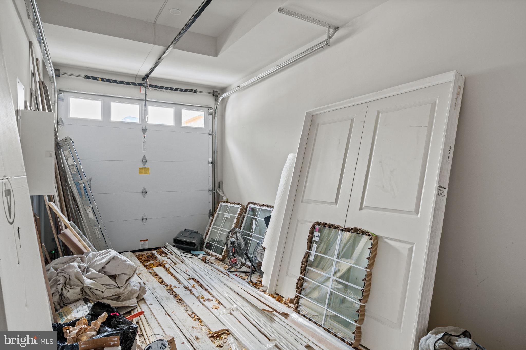 WYNNEFIELD HEIGHTS - Residential