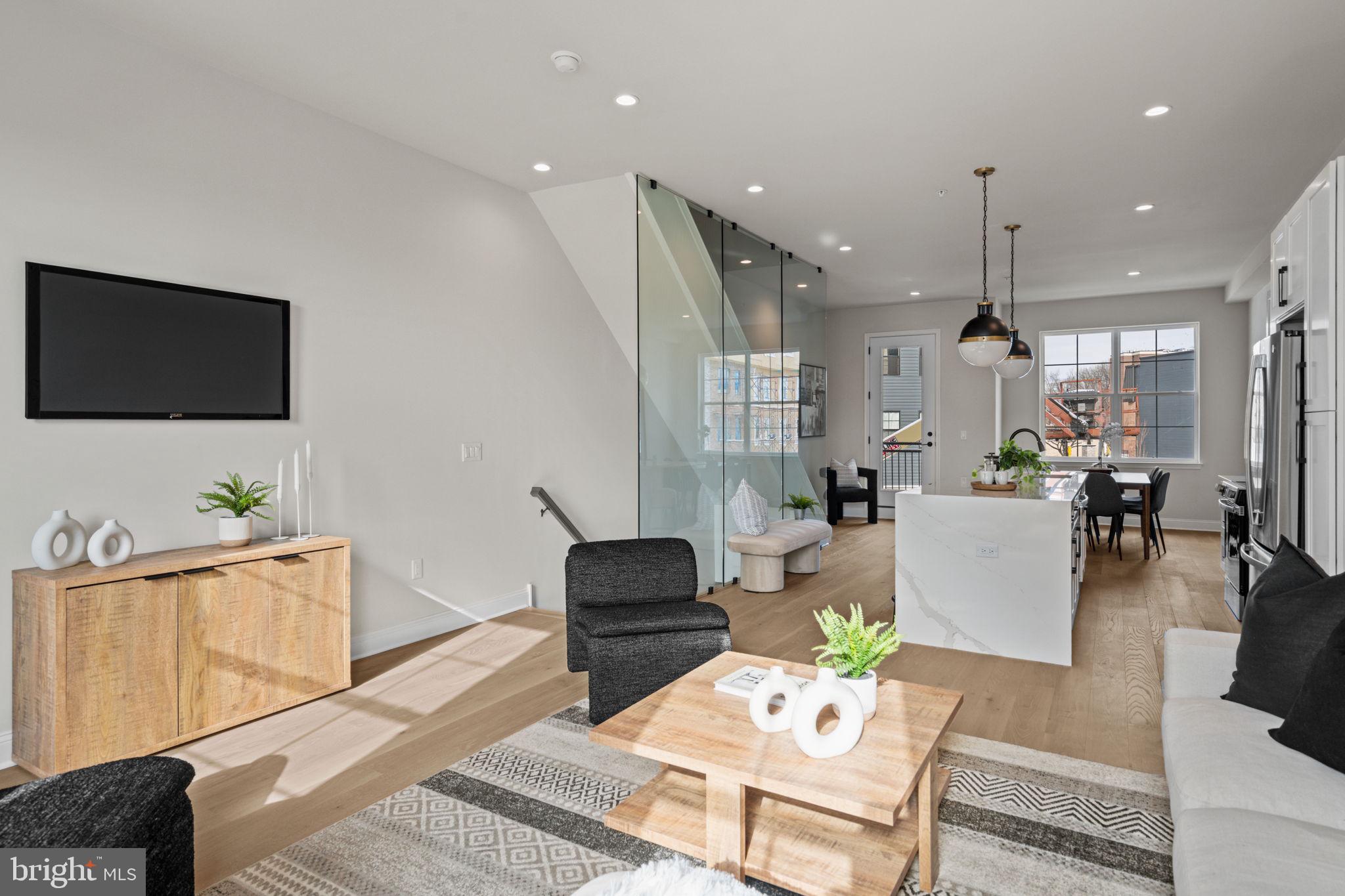 WYNNEFIELD HEIGHTS - Residential