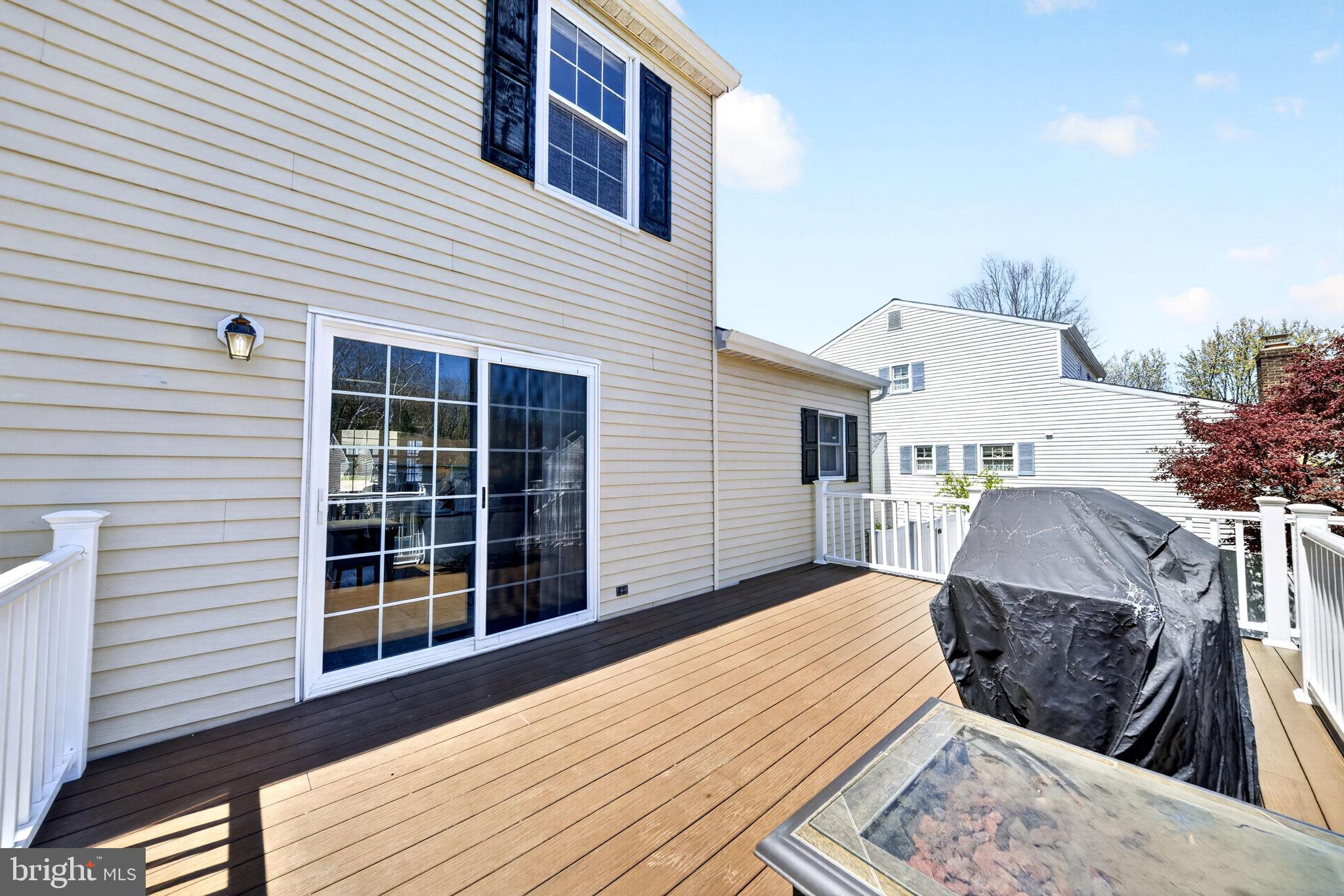 VILLAGE OF WHITE OAK - Residential