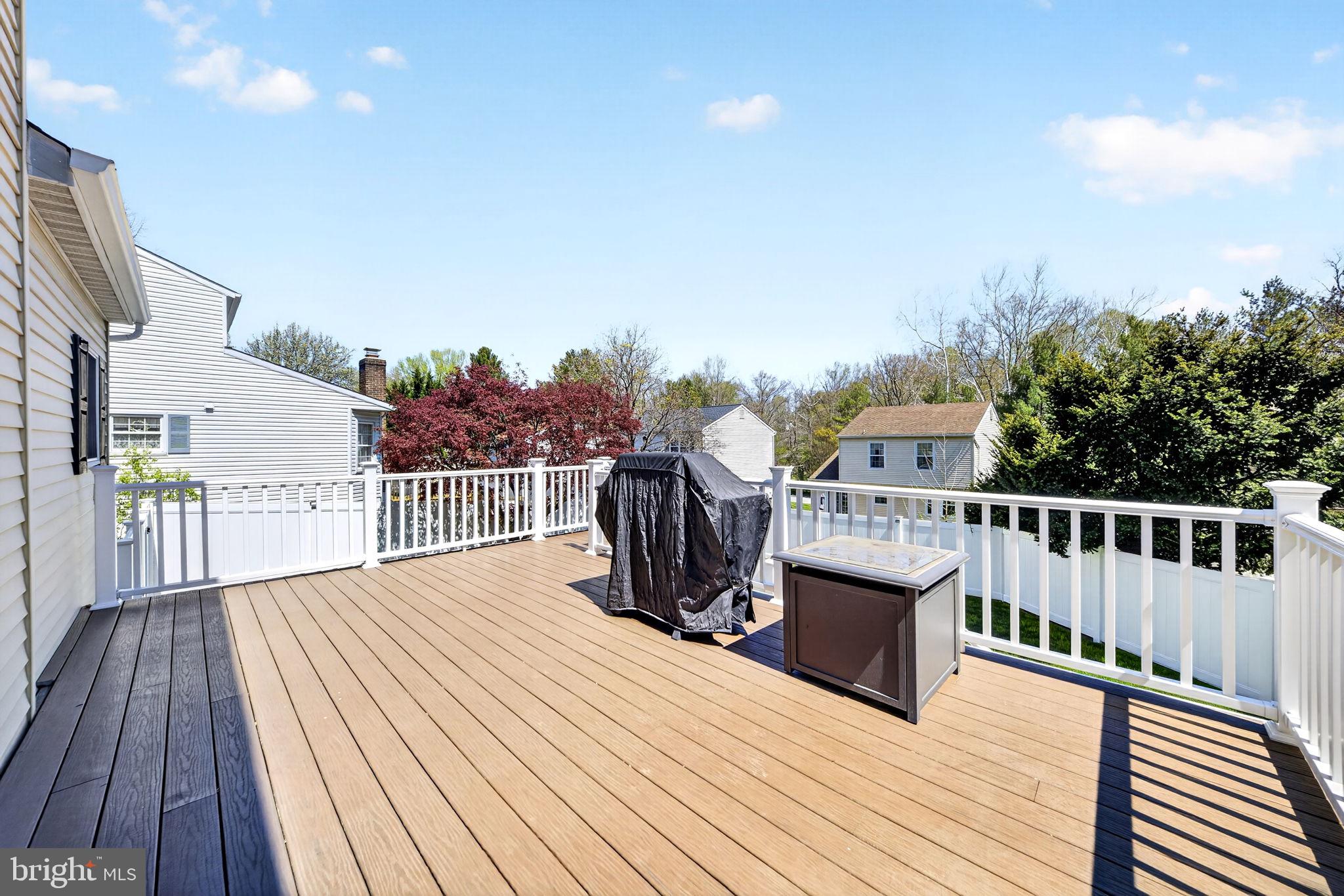 VILLAGE OF WHITE OAK - Residential