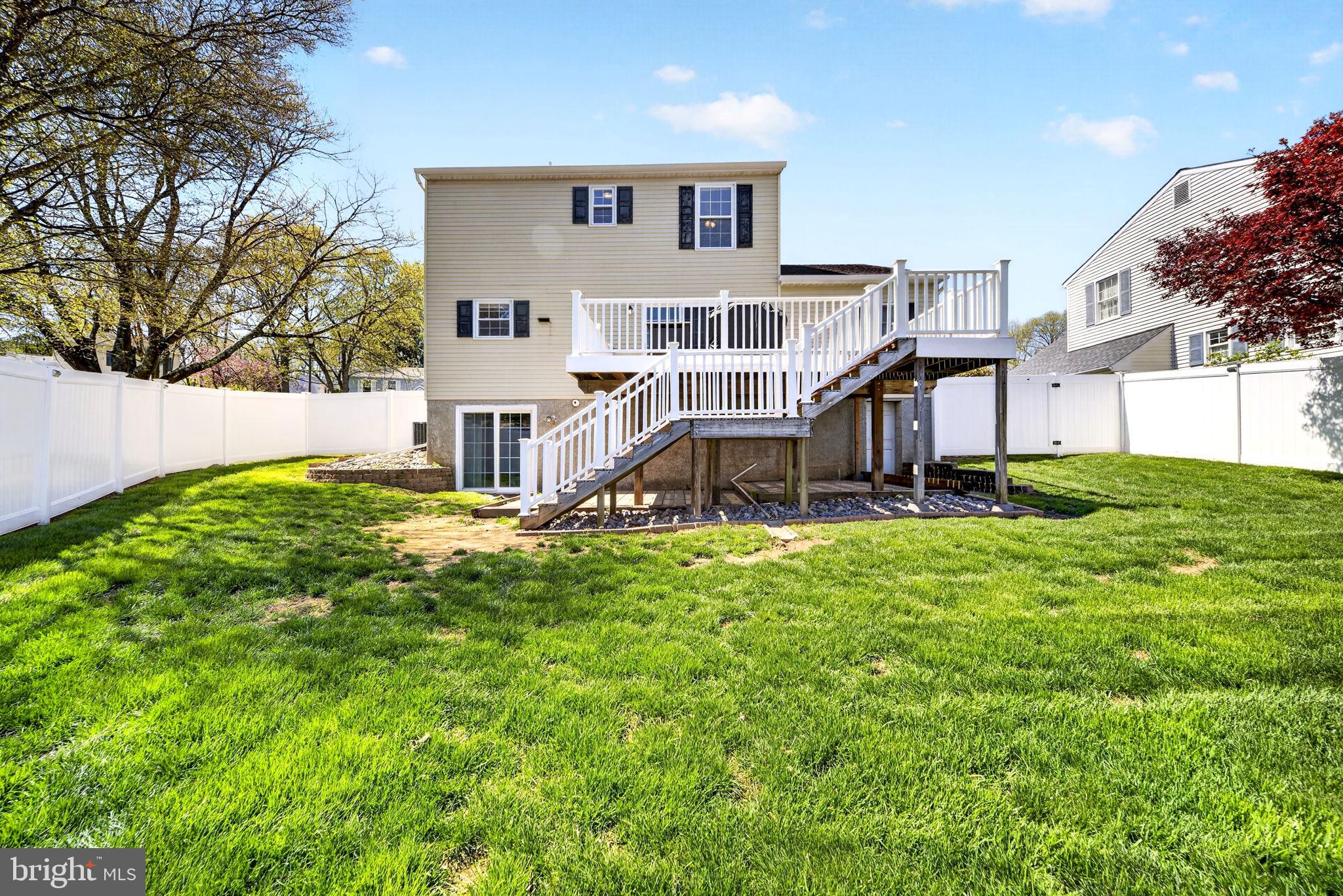 VILLAGE OF WHITE OAK - Residential