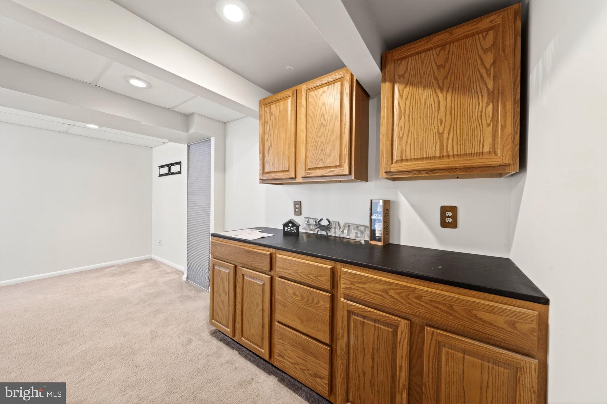 VILLAGE OF WHITE OAK - Residential