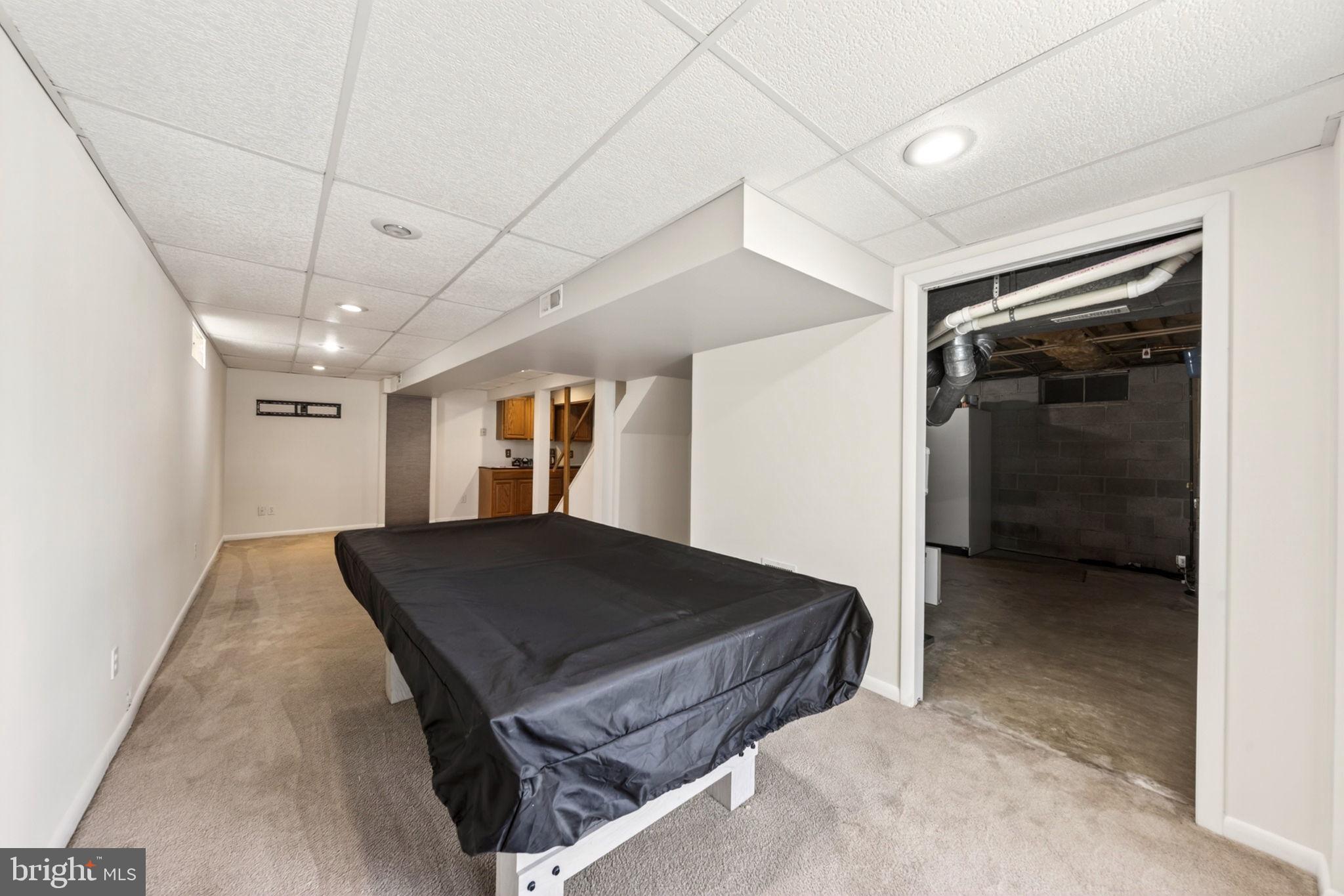 VILLAGE OF WHITE OAK - Residential