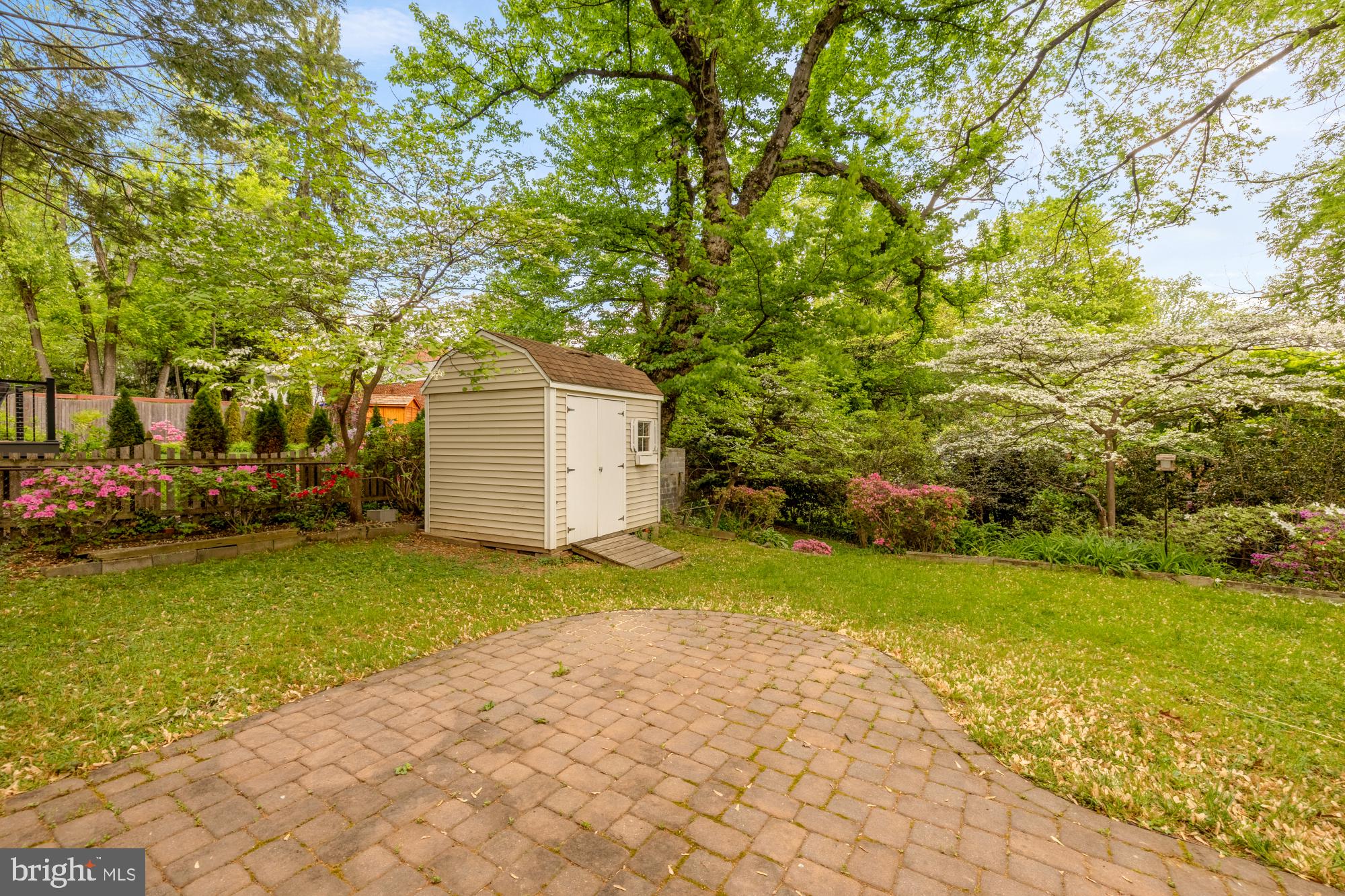 WOODSIDE FOREST - Residential