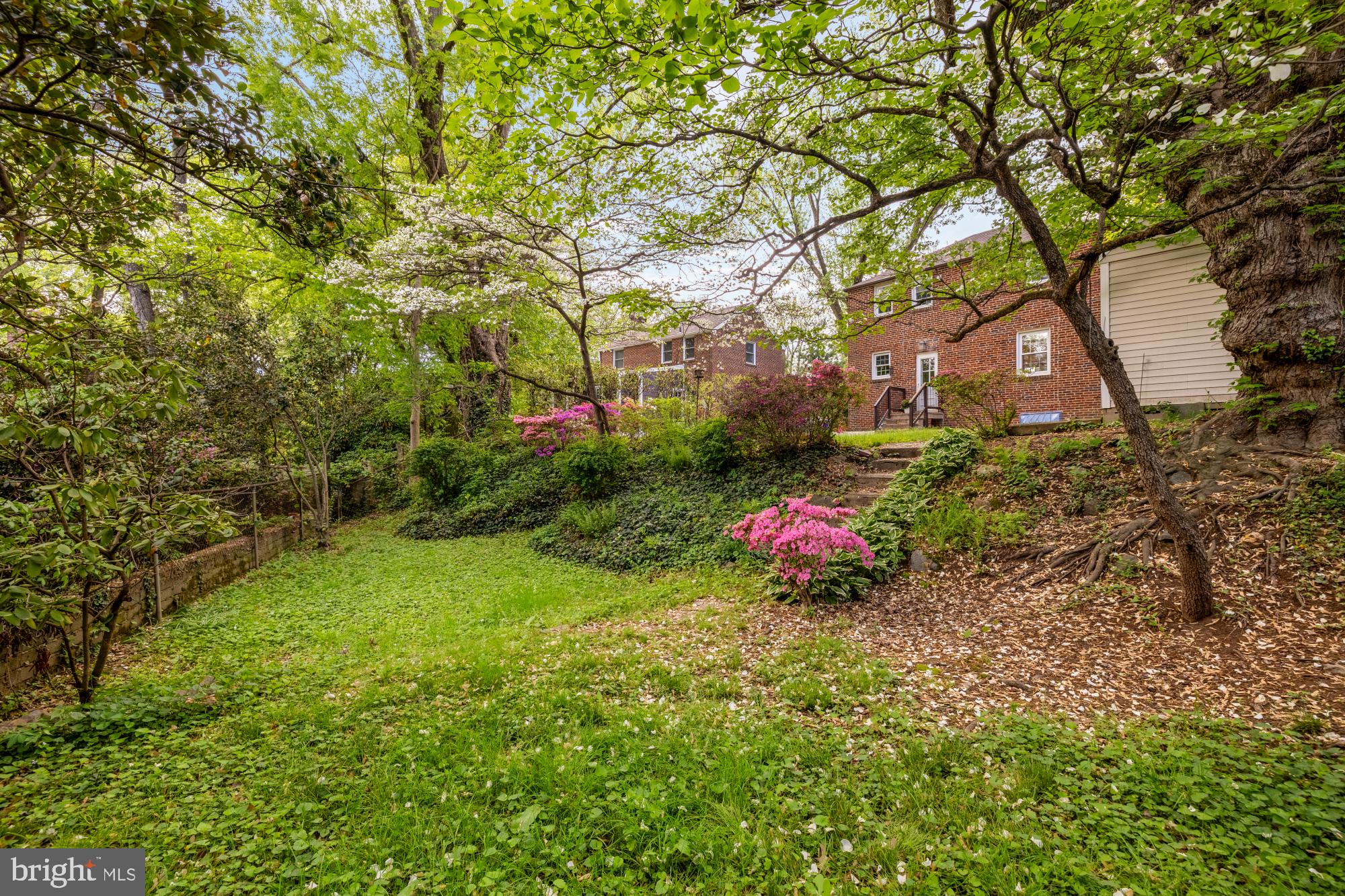 WOODSIDE FOREST - Residential