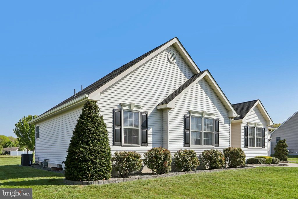 Photo of 2454 Bella Rosa Court, VINELAND, NJ 08361 (MLS # NJCB2030120)