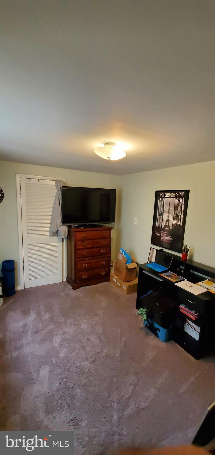 BRIDESBURG - Residential