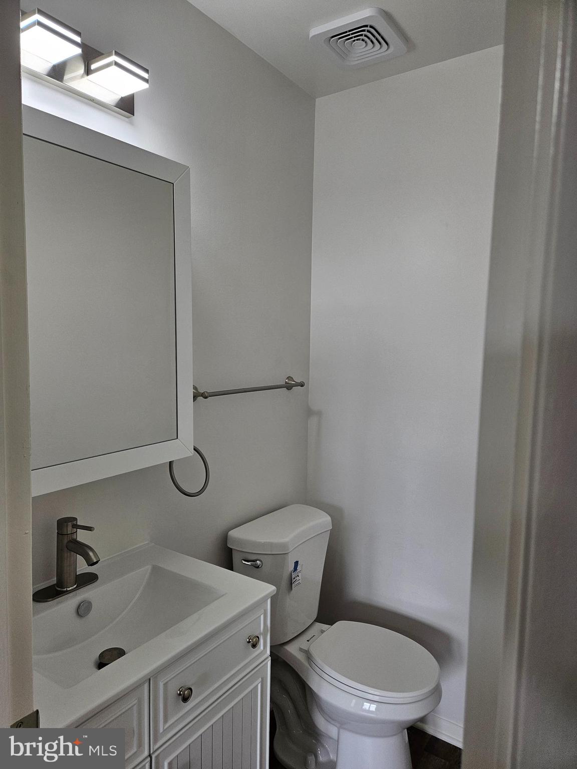 PROPHECY - Residential Lease